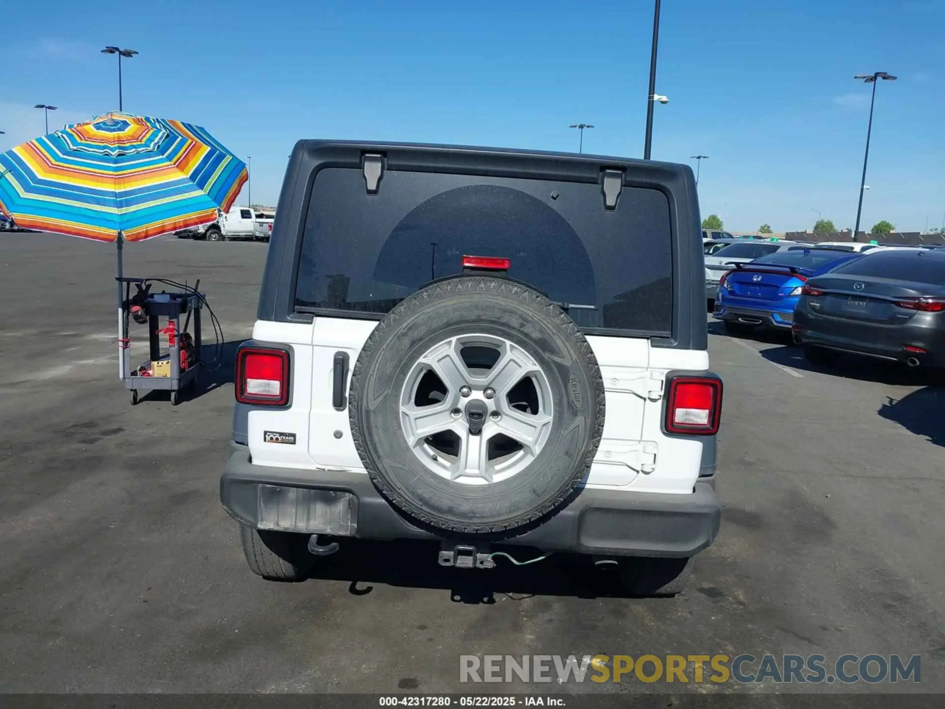 16 fotografías del automóvil dañado 1C4HJXDN4KW570520 JEEP WRANGLER UNLIMITED 2019