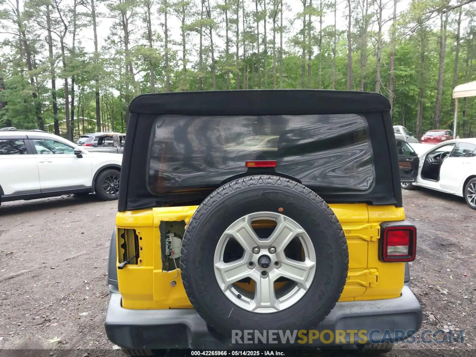 16 fotografías del automóvil dañado 1C4HJXDNXKW565788 JEEP WRANGLER UNLIMITED 2019