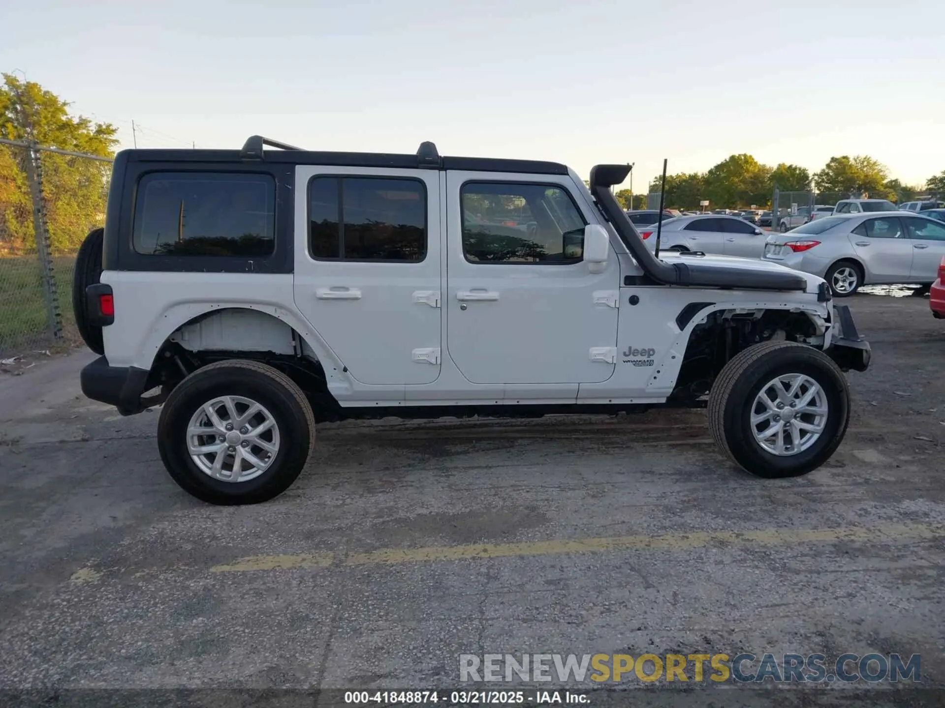 13 fotografías del automóvil dañado 1C4HJXDNXKW681153 JEEP WRANGLER UNLIMITED 2019