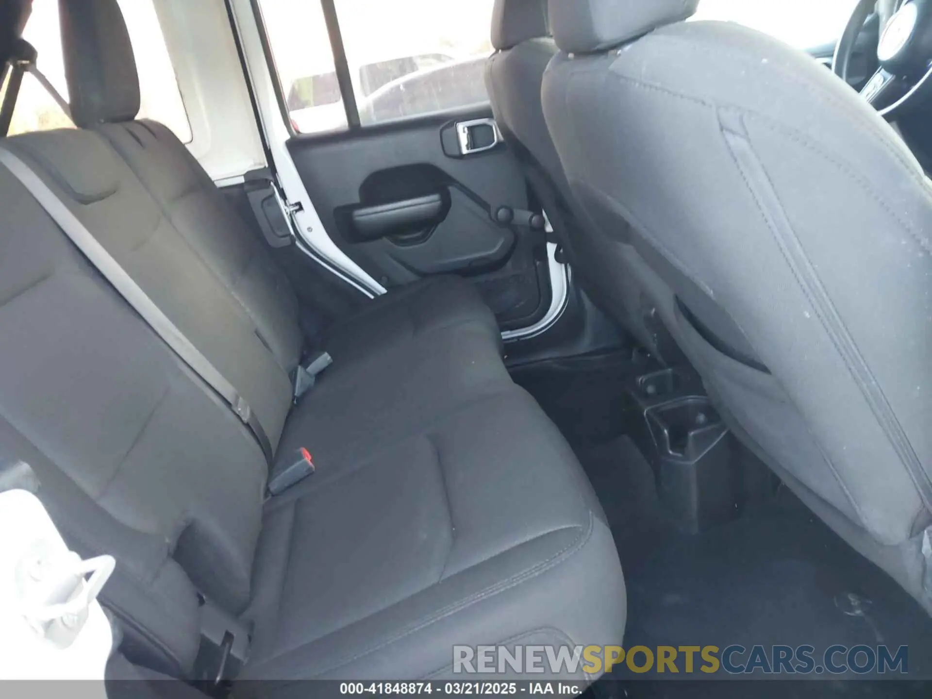 8 fotografías del automóvil dañado 1C4HJXDNXKW681153 JEEP WRANGLER UNLIMITED 2019