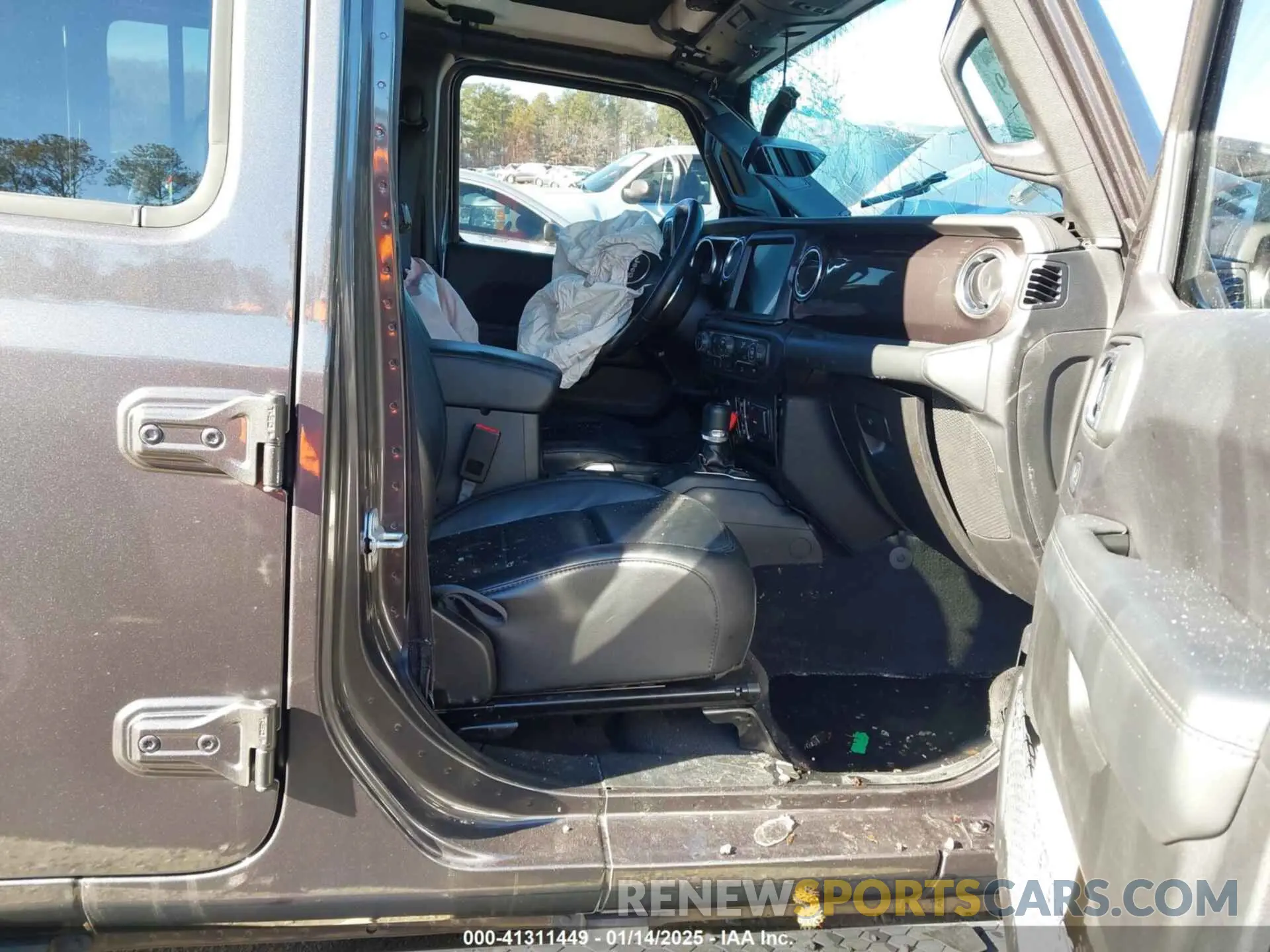 5 fotografías del automóvil dañado 1C4HJXEG3KW641979 JEEP WRANGLER UNLIMITED 2019