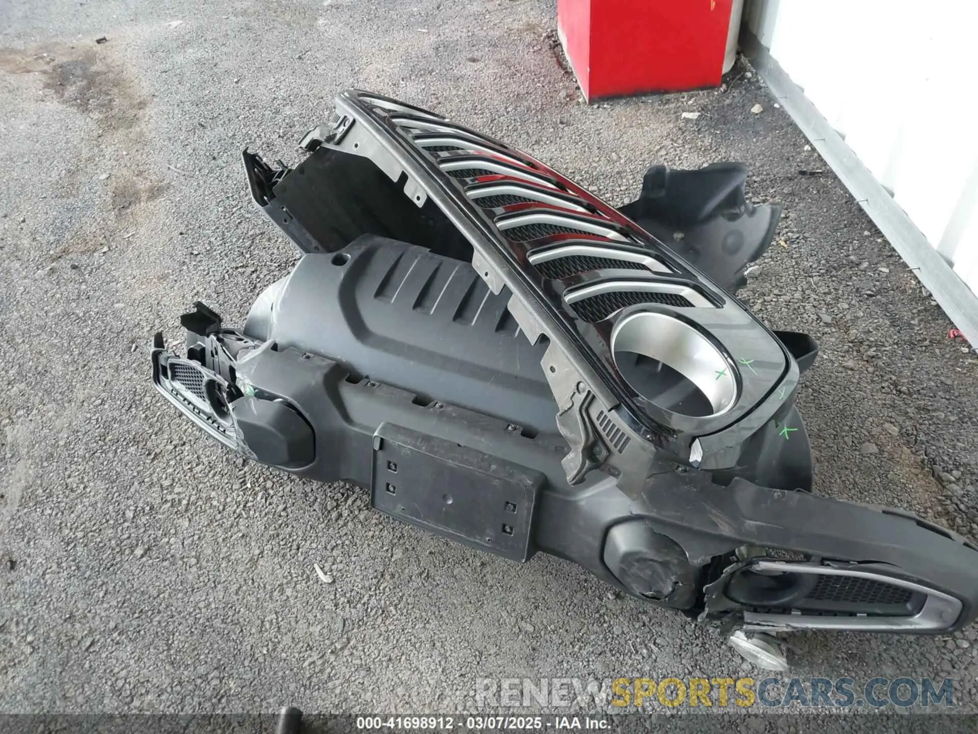12 fotografías del automóvil dañado 1C4HJXEG5KW532861 JEEP WRANGLER UNLIMITED 2019