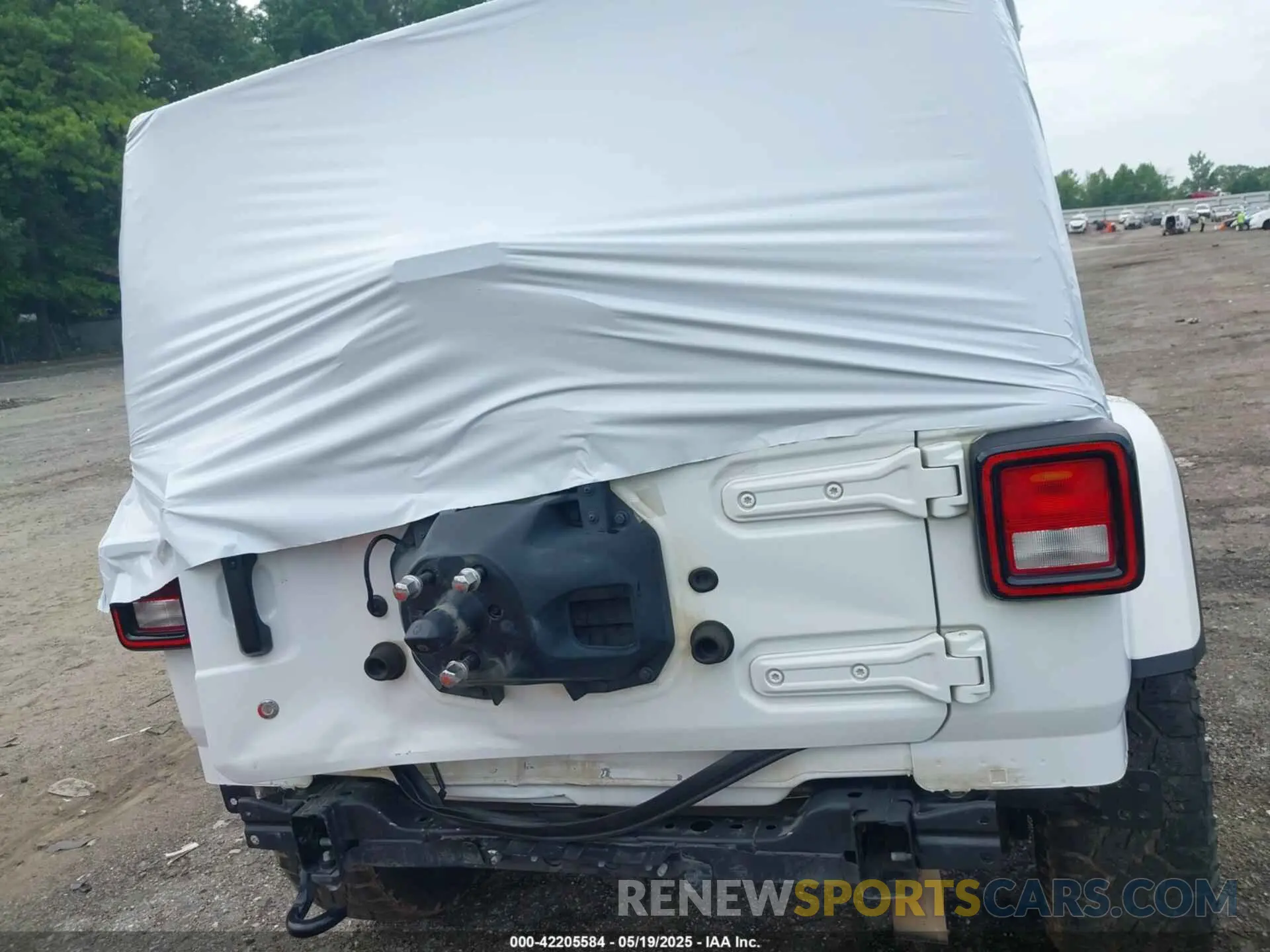 16 fotografías del automóvil dañado 1C4HJXEN2KW558851 JEEP WRANGLER UNLIMITED 2019
