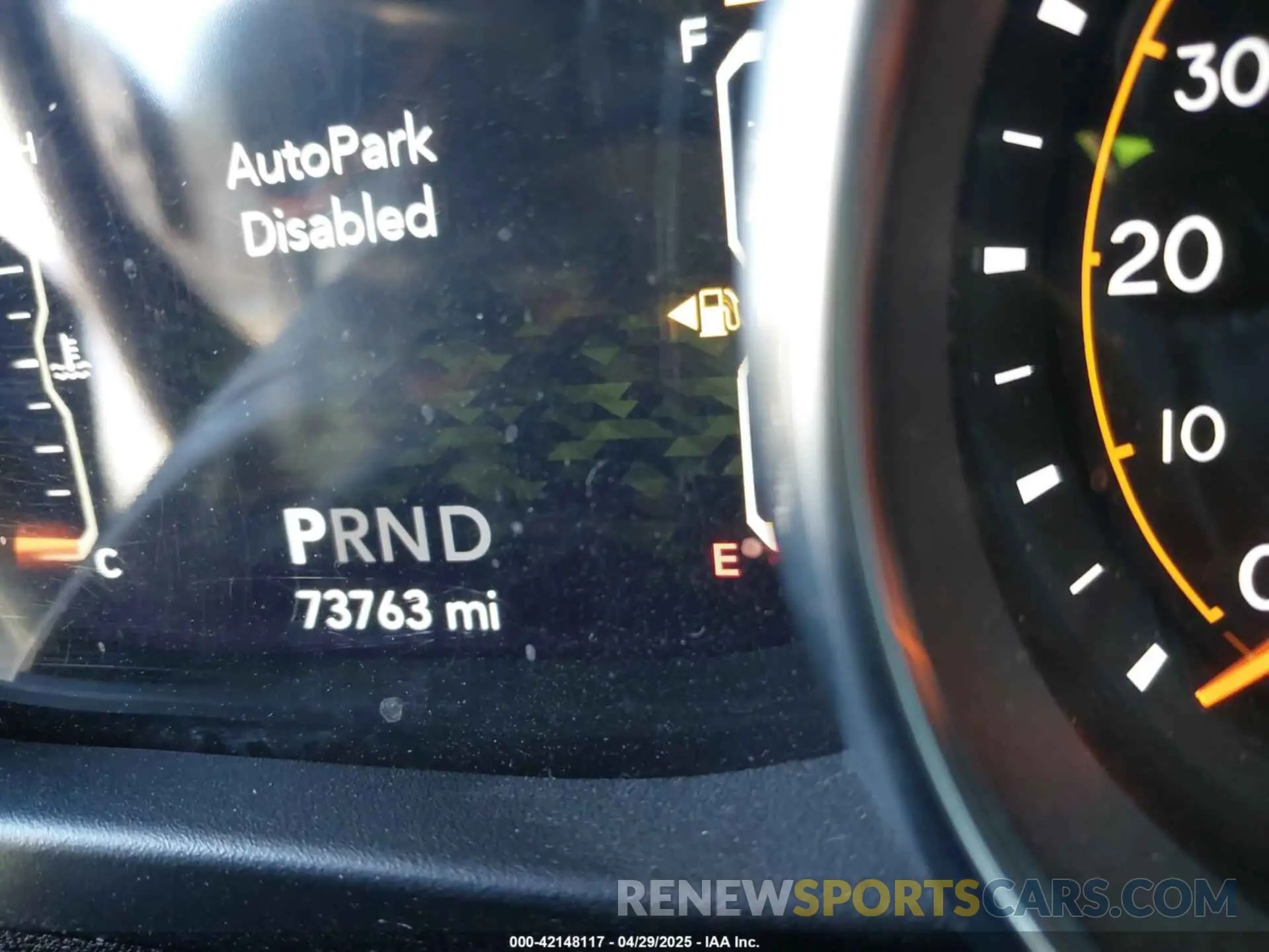 15 fotografías del automóvil dañado 1C4HJXEN3KW591602 JEEP WRANGLER UNLIMITED 2019