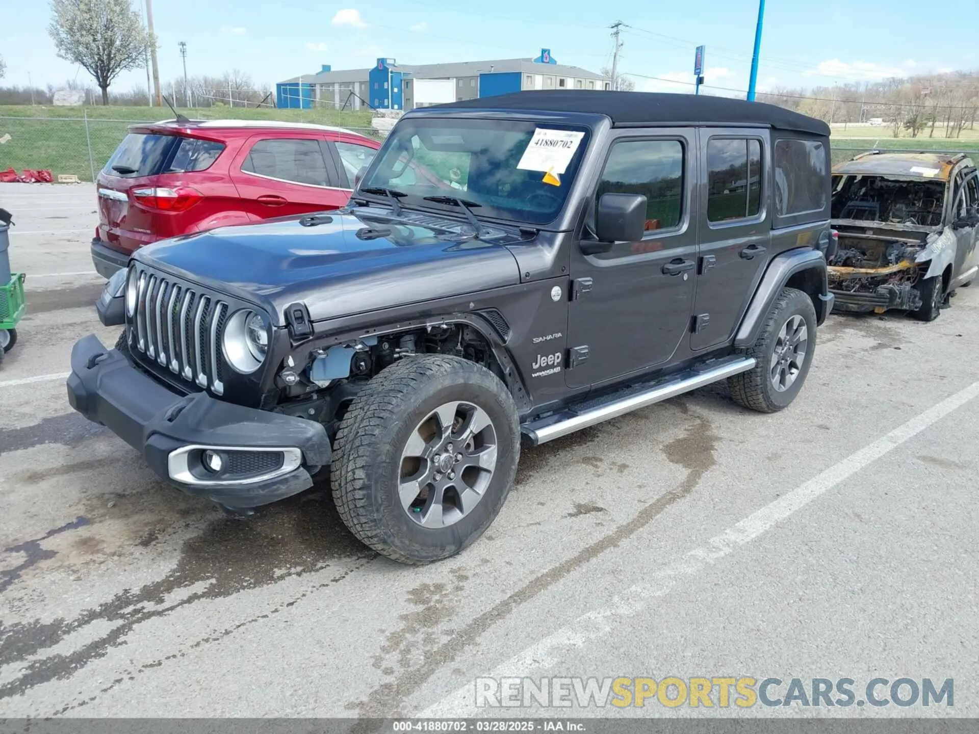 2 fotografías del automóvil dañado 1C4HJXEN3KW622167 JEEP WRANGLER UNLIMITED 2019