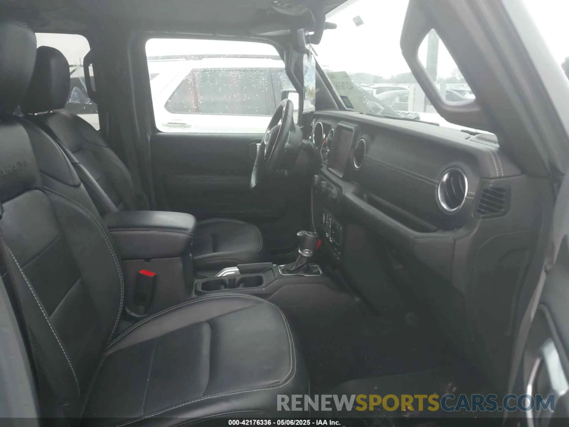 5 fotografías del automóvil dañado 1C4HJXEN6KW500998 JEEP WRANGLER UNLIMITED 2019