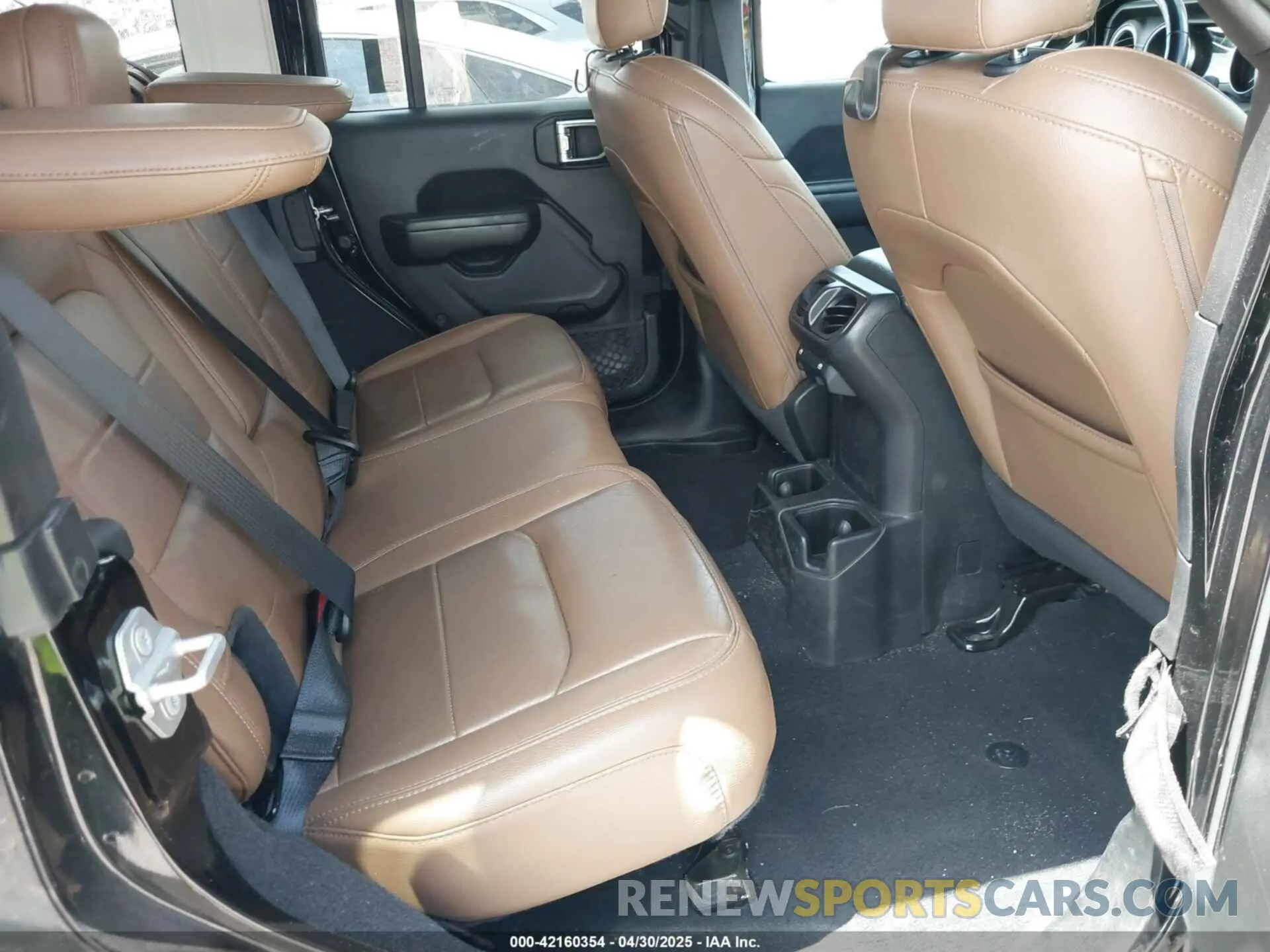8 fotografías del automóvil dañado 1C4HJXDG1LW201374 JEEP WRANGLER UNLIMITED 2020