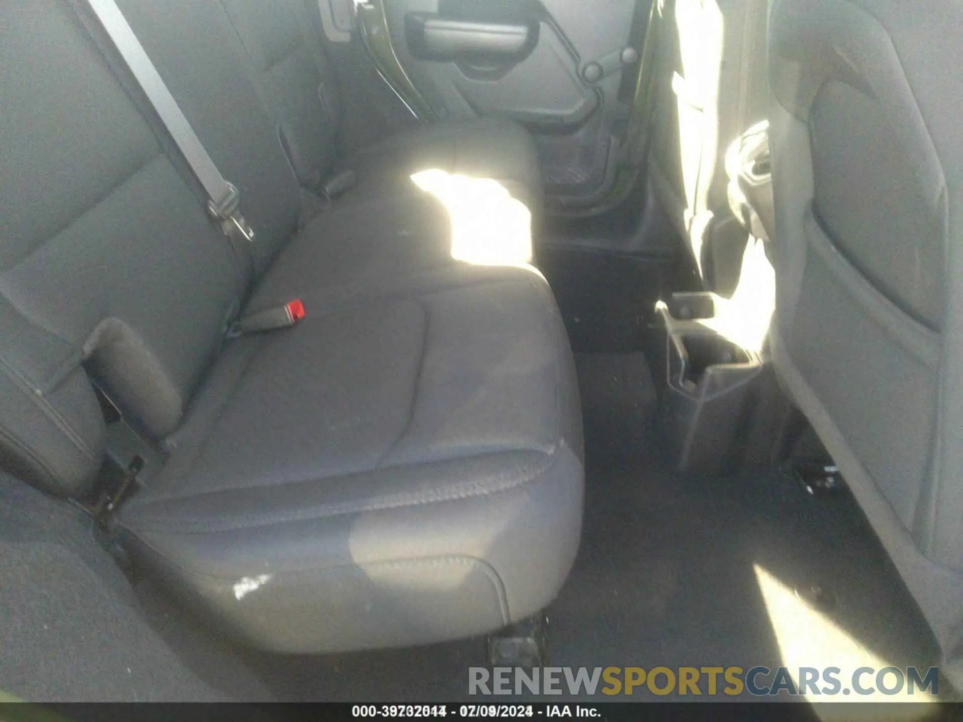 8 fotografías del automóvil dañado 1C4HJXDG1LW349170 JEEP WRANGLER UNLIMITED 2020