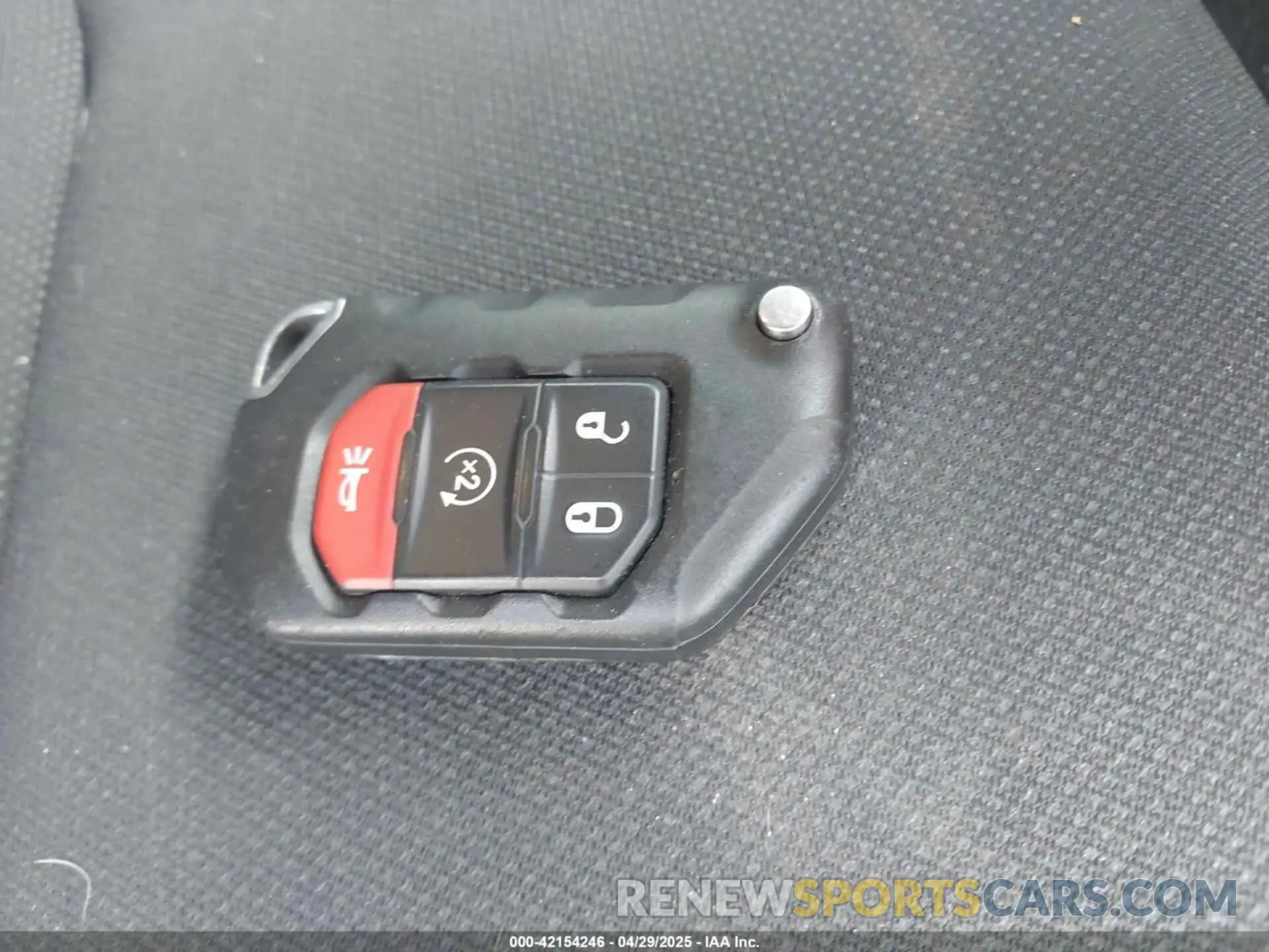 11 fotografías del automóvil dañado 1C4HJXDG4LW331133 JEEP WRANGLER UNLIMITED 2020