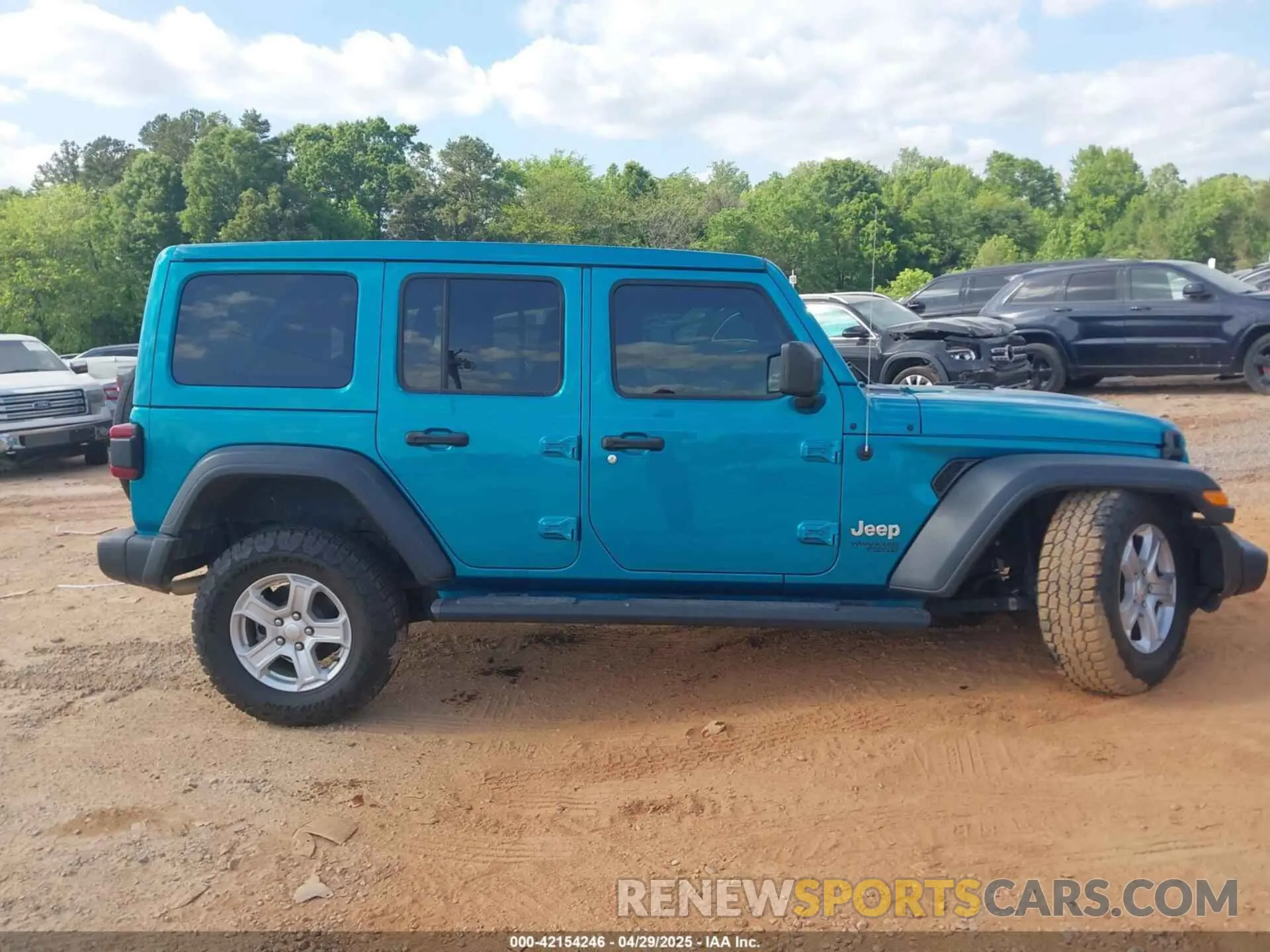 13 fotografías del automóvil dañado 1C4HJXDG4LW331133 JEEP WRANGLER UNLIMITED 2020