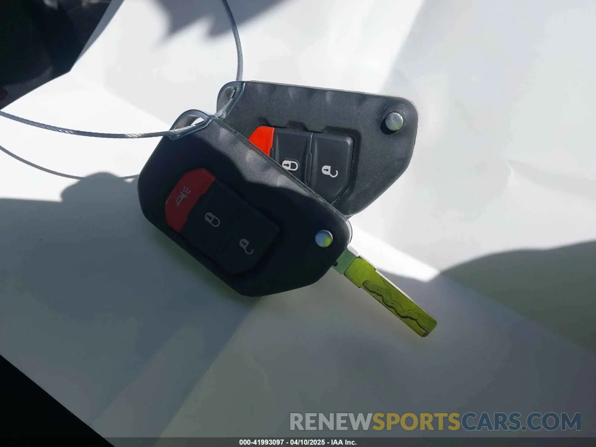11 fotografías del automóvil dañado 1C4HJXDG5LW144435 JEEP WRANGLER UNLIMITED 2020