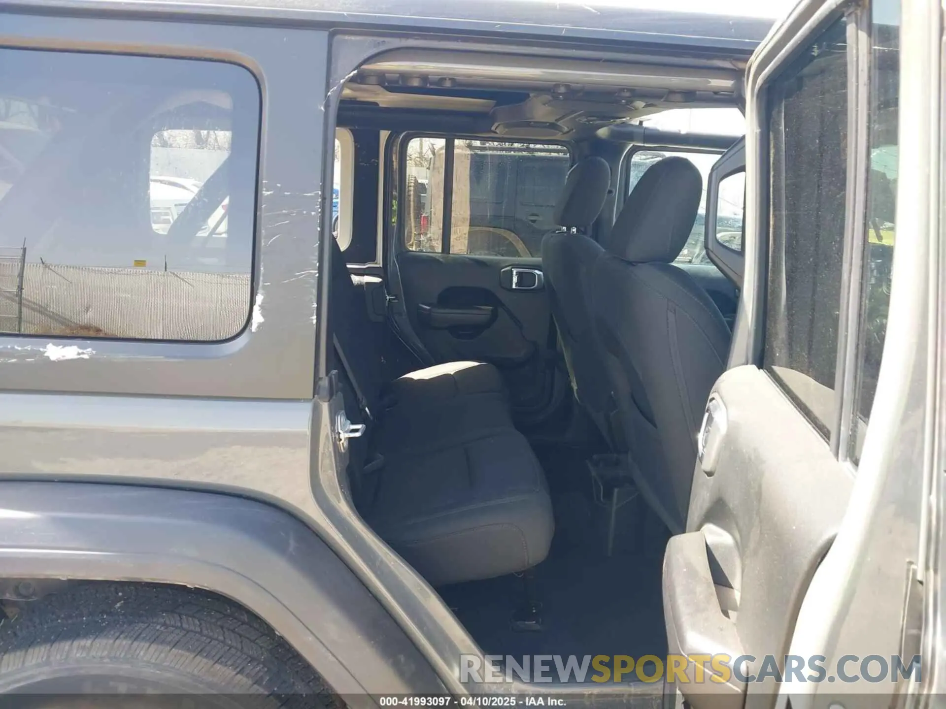 8 fotografías del automóvil dañado 1C4HJXDG5LW144435 JEEP WRANGLER UNLIMITED 2020