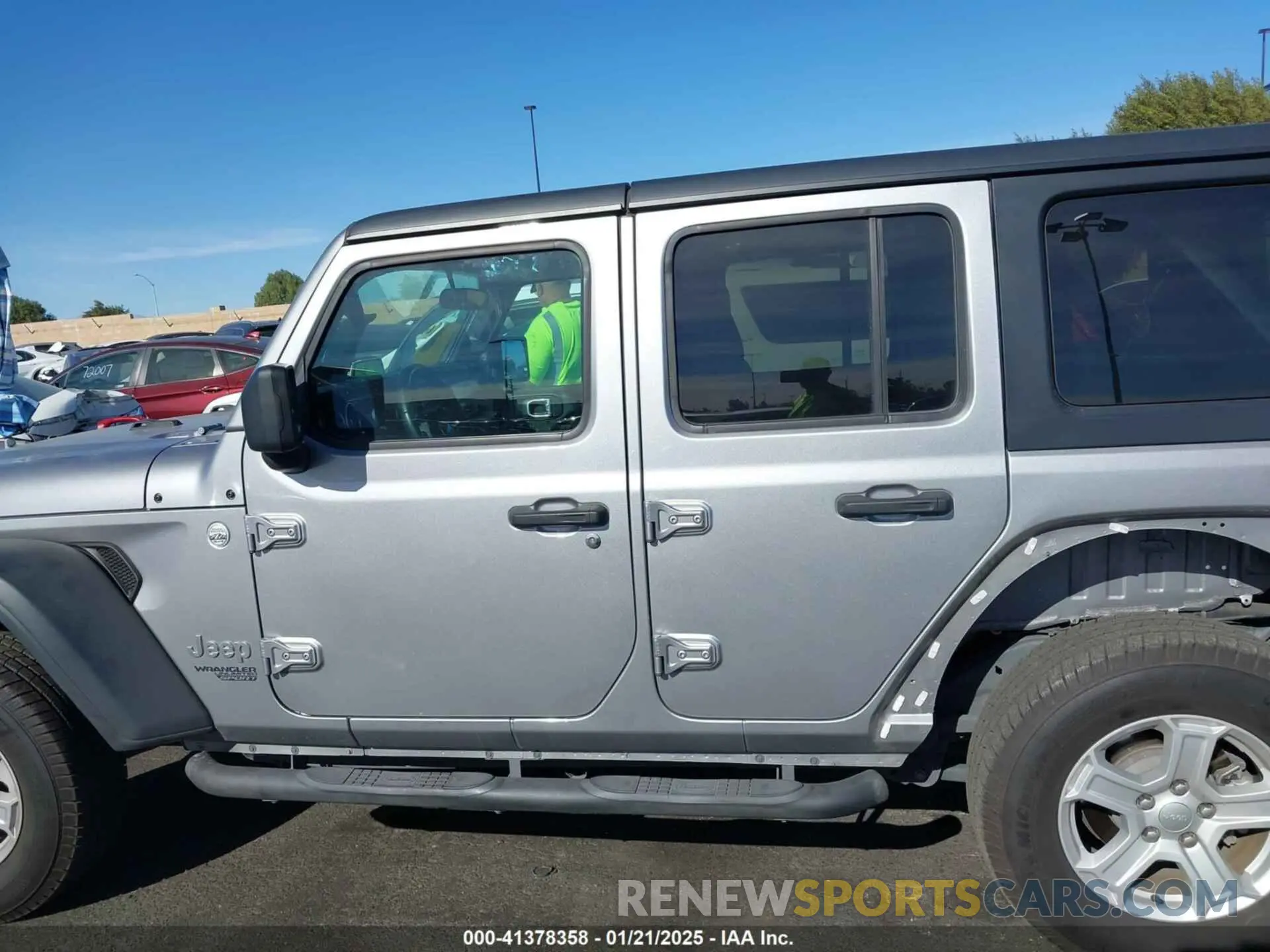 15 fotografías del automóvil dañado 1C4HJXDG6LW192557 JEEP WRANGLER UNLIMITED 2020