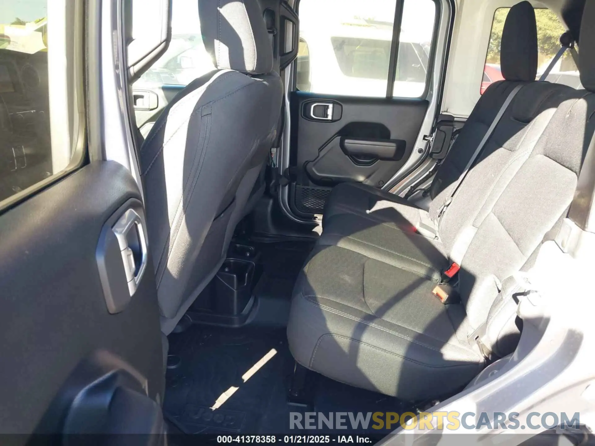8 fotografías del automóvil dañado 1C4HJXDG6LW192557 JEEP WRANGLER UNLIMITED 2020
