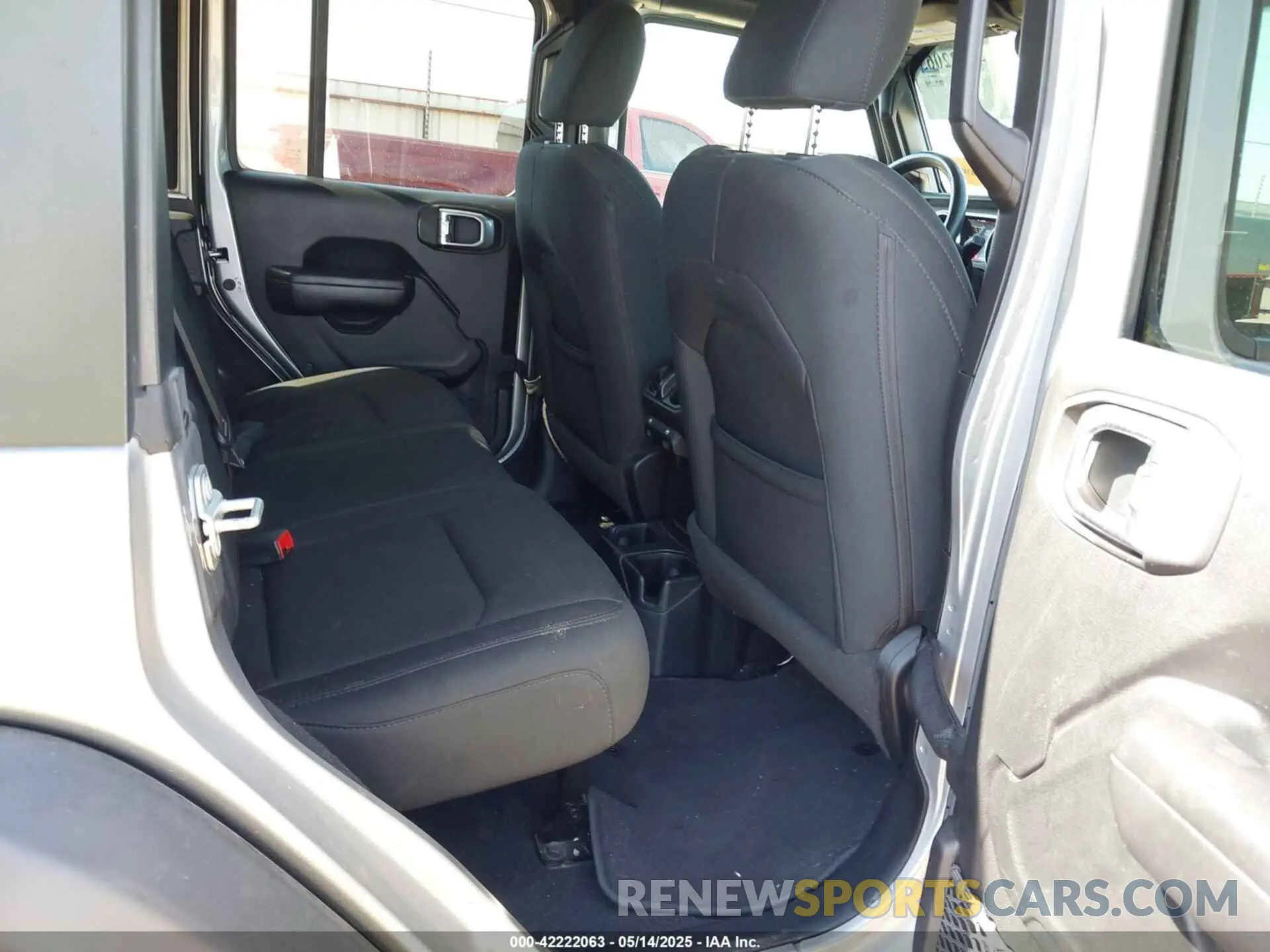 8 fotografías del automóvil dañado 1C4HJXDG6LW286440 JEEP WRANGLER UNLIMITED 2020