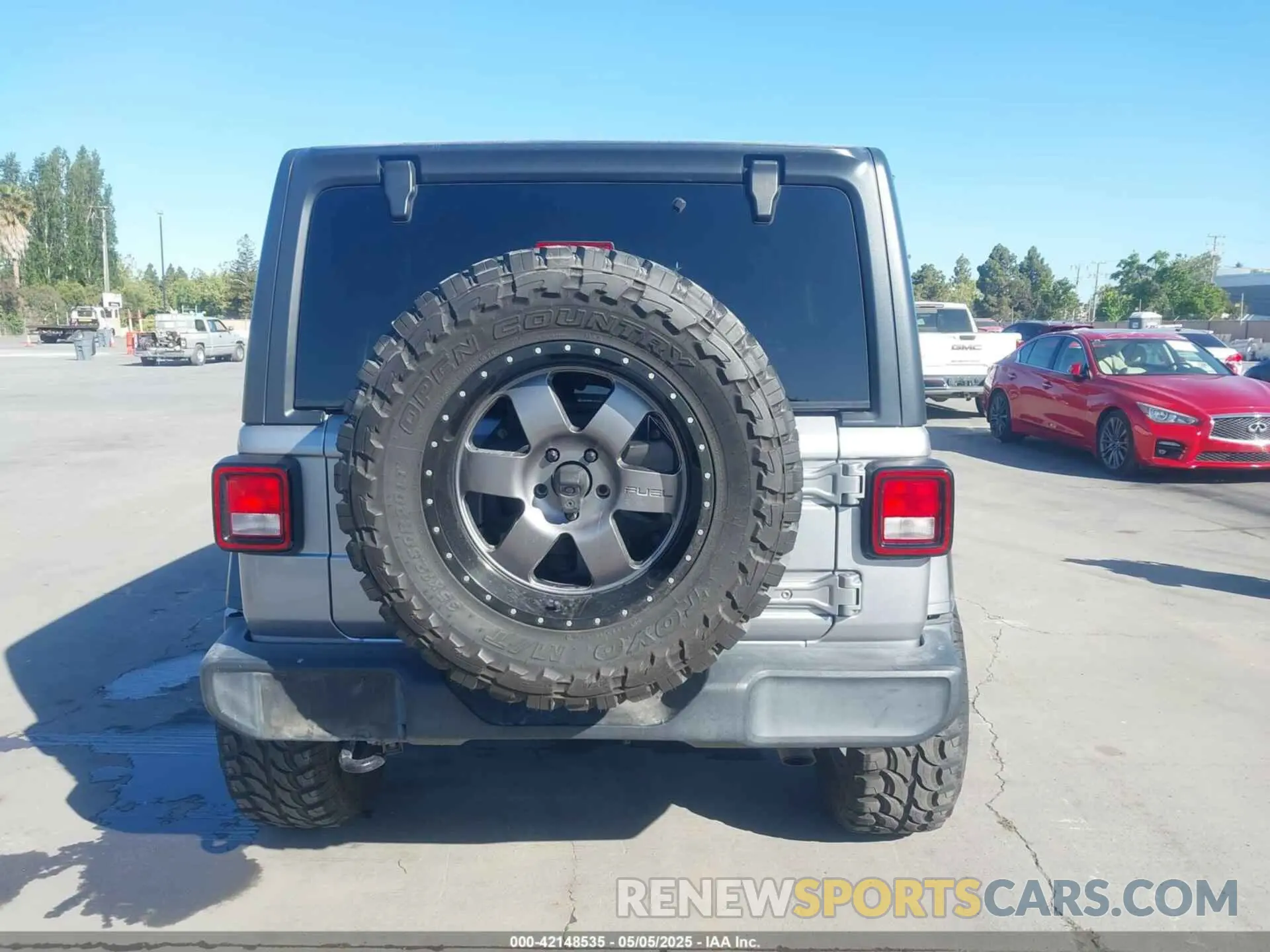 16 fotografías del automóvil dañado 1C4HJXDG8LW177056 JEEP WRANGLER UNLIMITED 2020