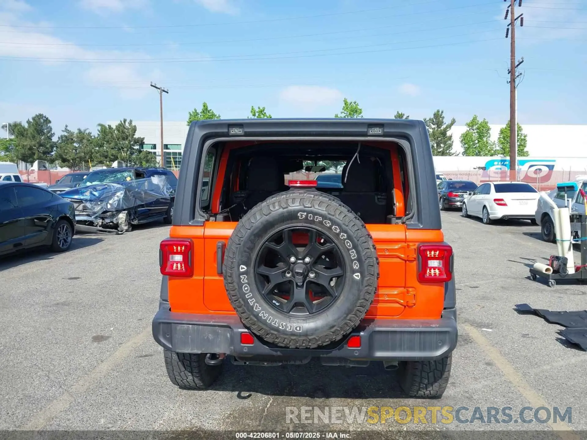 15 fotografías del automóvil dañado 1C4HJXDM9LW285935 JEEP WRANGLER UNLIMITED 2020