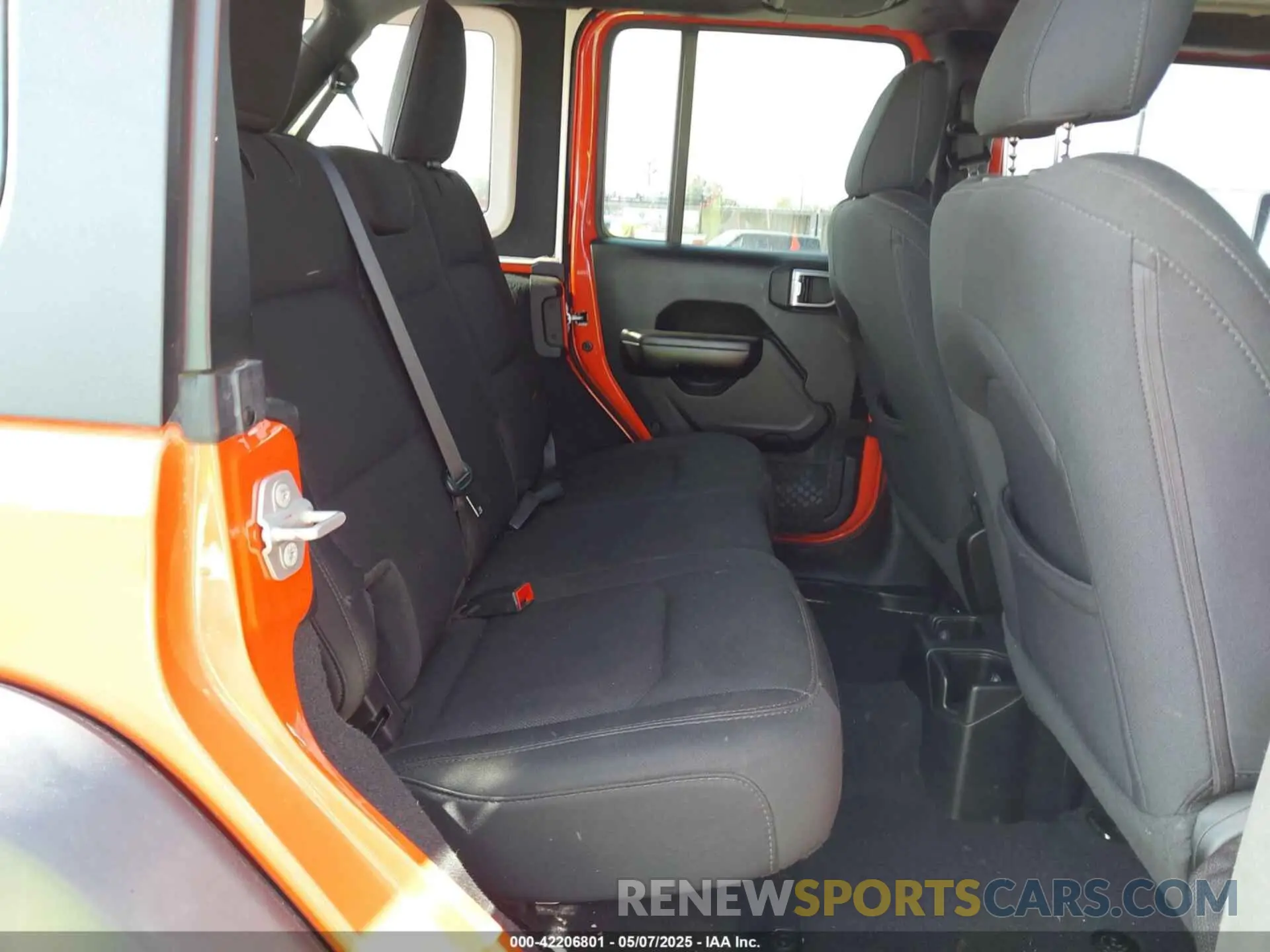 8 fotografías del automóvil dañado 1C4HJXDM9LW285935 JEEP WRANGLER UNLIMITED 2020