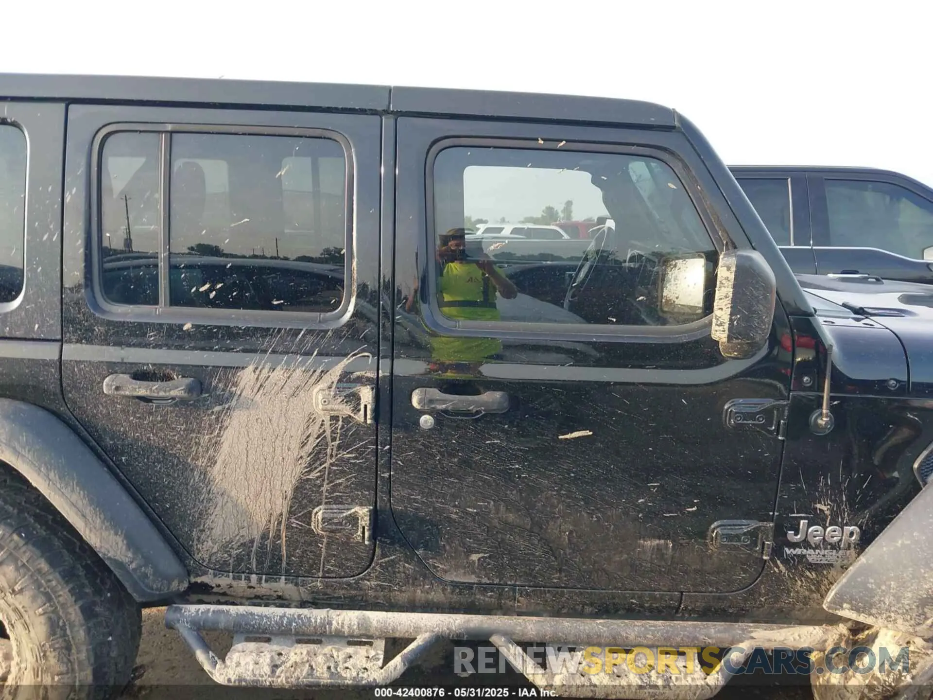 13 fotografías del automóvil dañado 1C4HJXDN2LW165046 JEEP WRANGLER UNLIMITED 2020