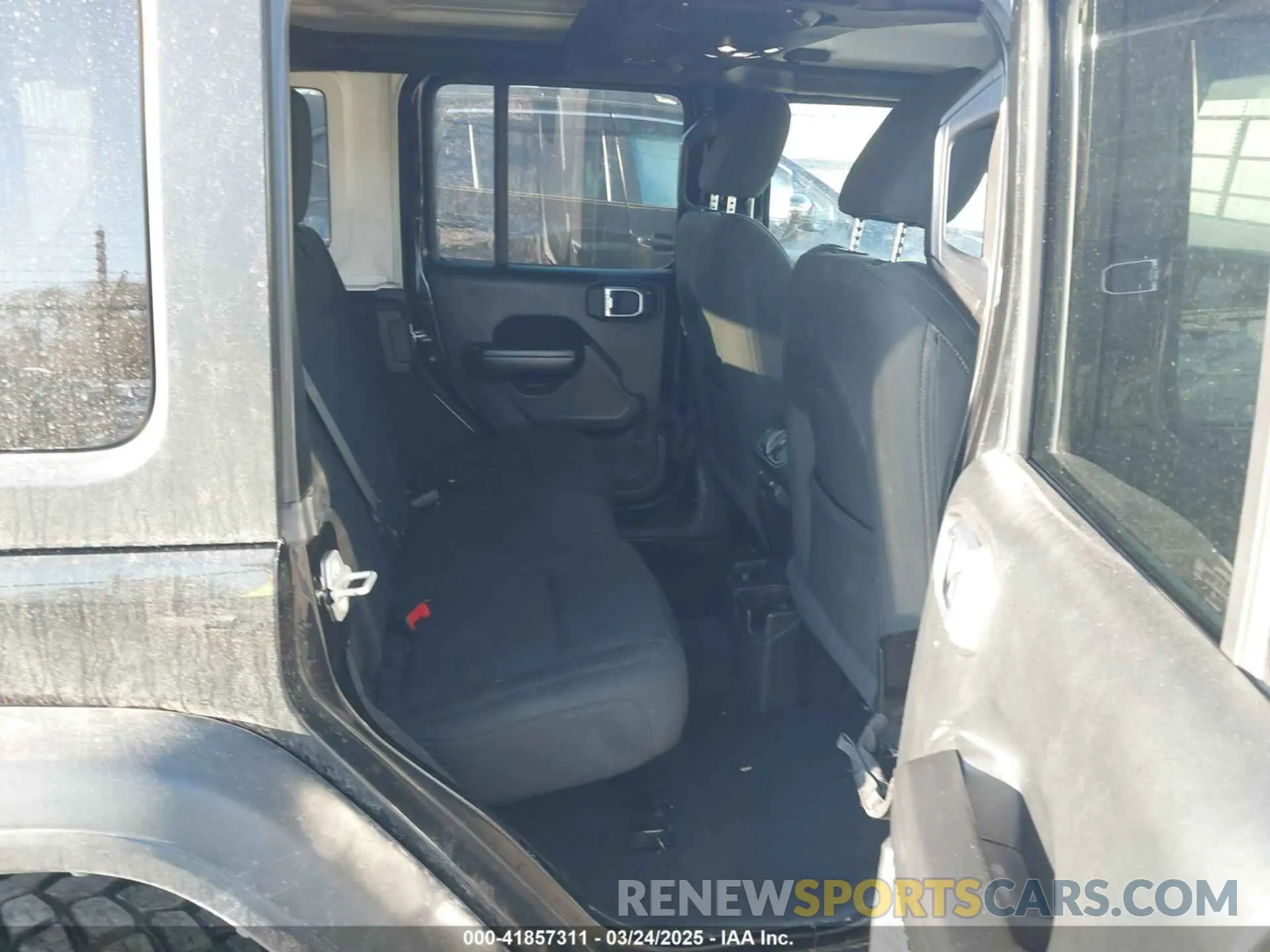 8 fotografías del automóvil dañado 1C4HJXDN2LW237878 JEEP WRANGLER UNLIMITED 2020