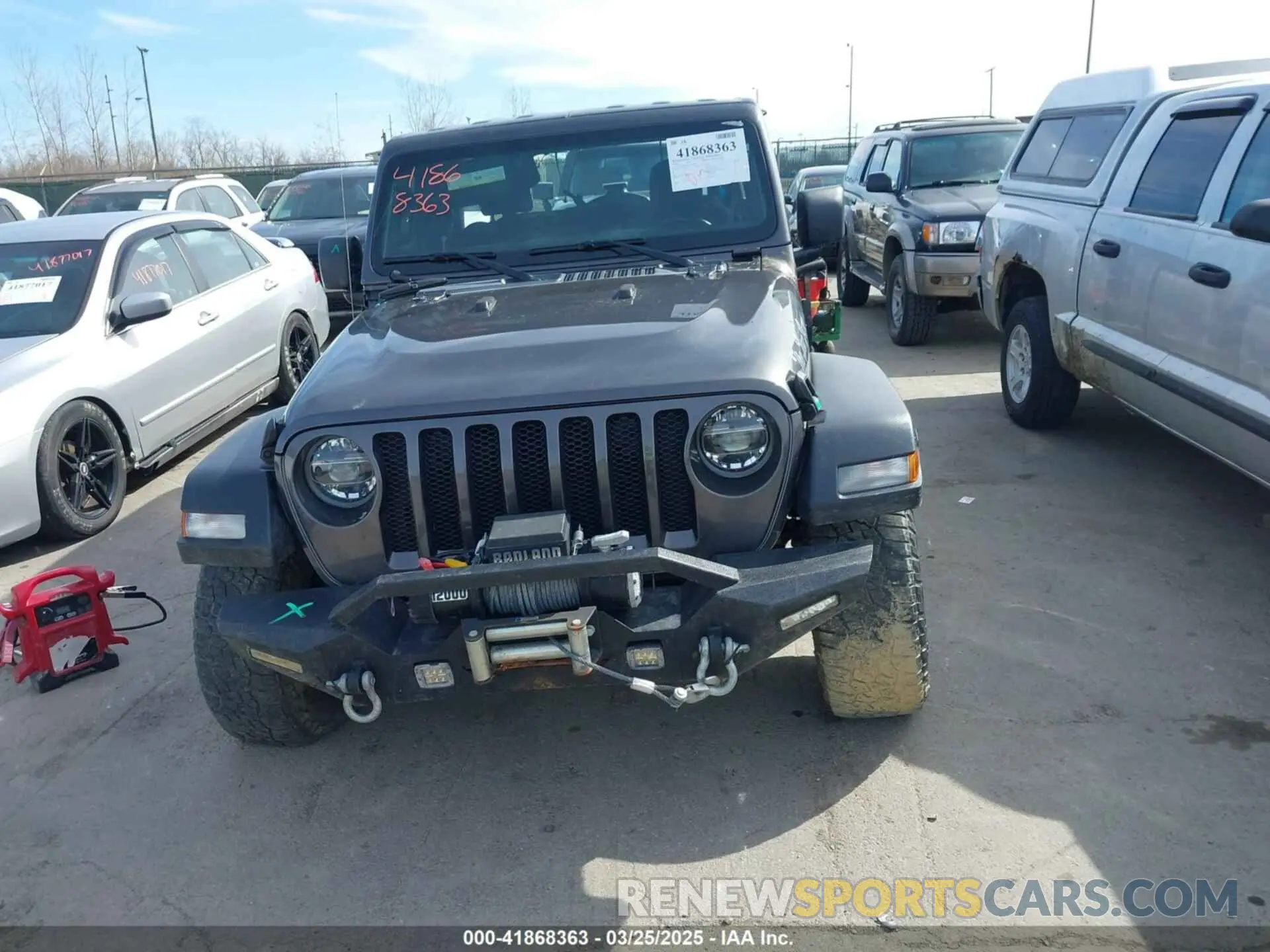 12 fotografías del automóvil dañado 1C4HJXDN3LW155884 JEEP WRANGLER UNLIMITED 2020