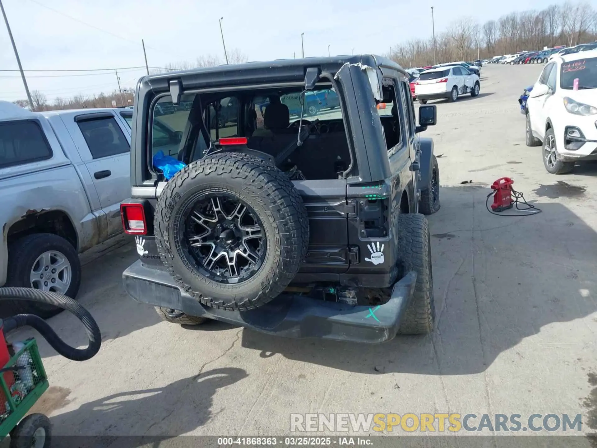 16 fotografías del automóvil dañado 1C4HJXDN3LW155884 JEEP WRANGLER UNLIMITED 2020
