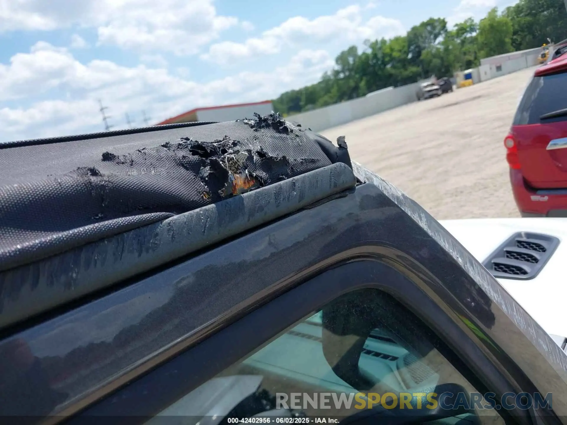 17 fotografías del automóvil dañado 1C4HJXDN6LW181802 JEEP WRANGLER UNLIMITED 2020