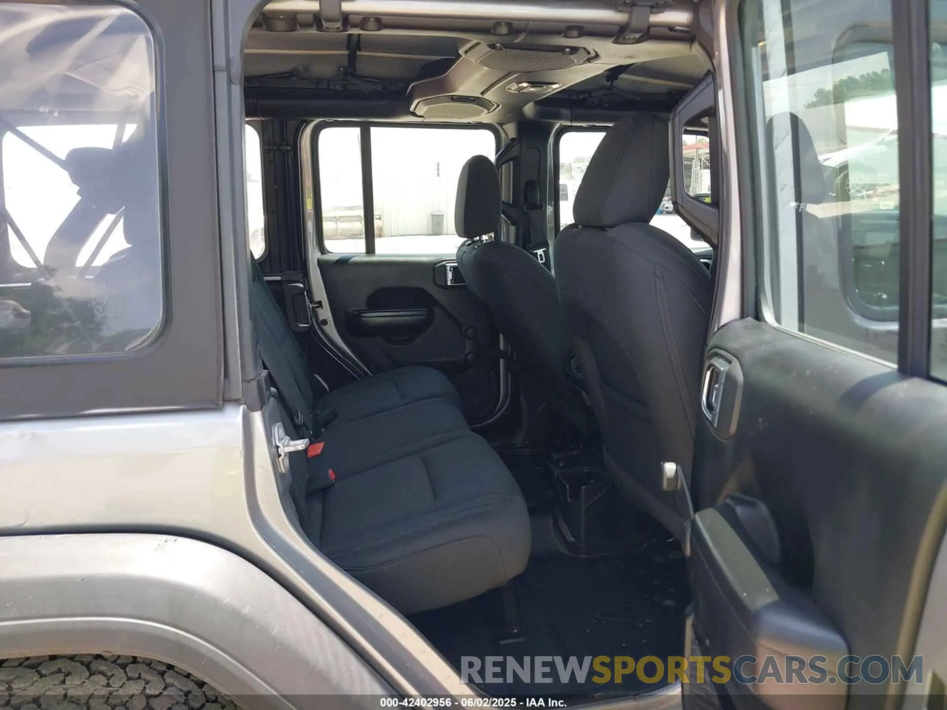 8 fotografías del automóvil dañado 1C4HJXDN6LW181802 JEEP WRANGLER UNLIMITED 2020