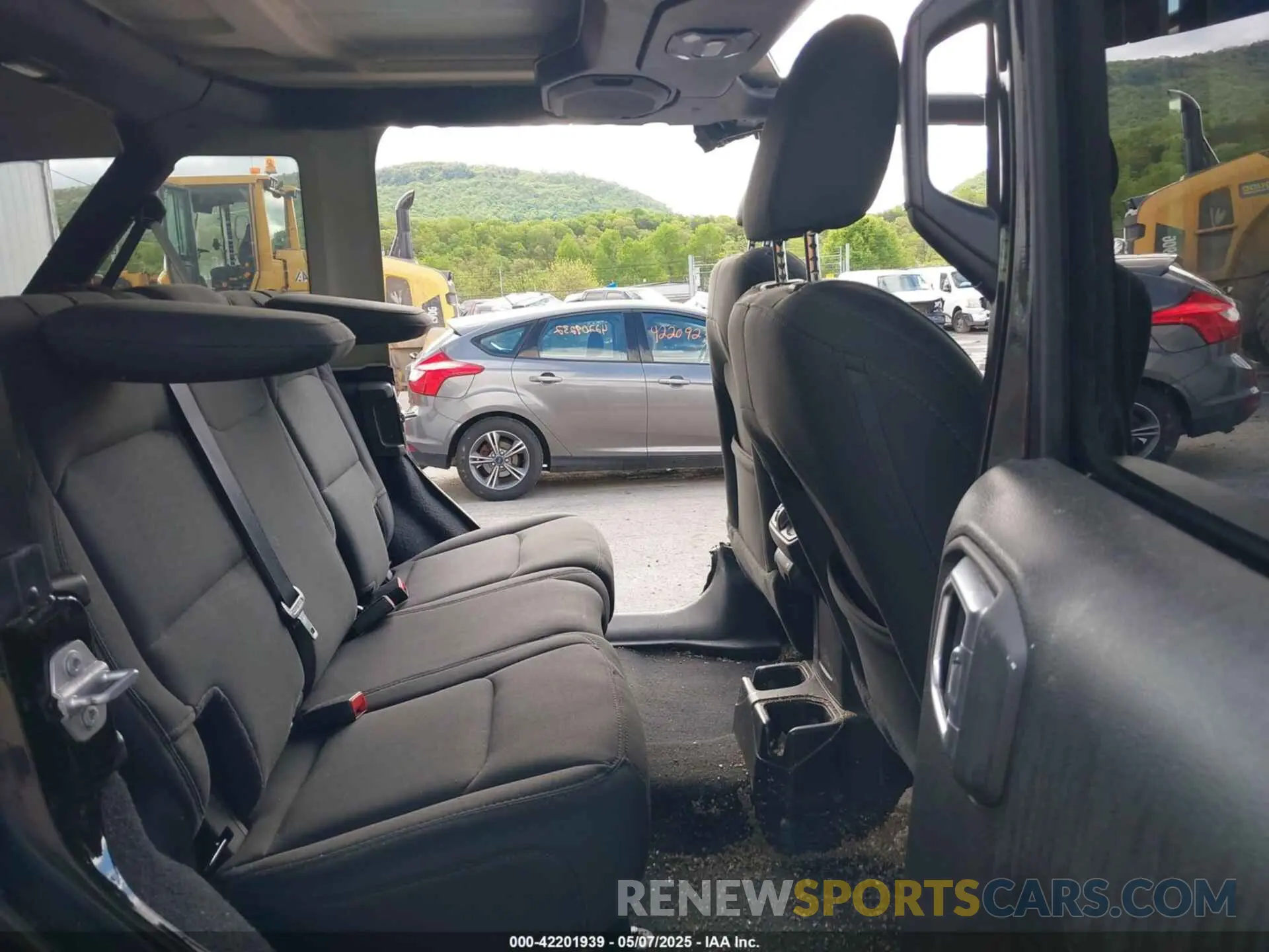 8 fotografías del automóvil dañado 1C4HJXDN6LW204513 JEEP WRANGLER UNLIMITED 2020