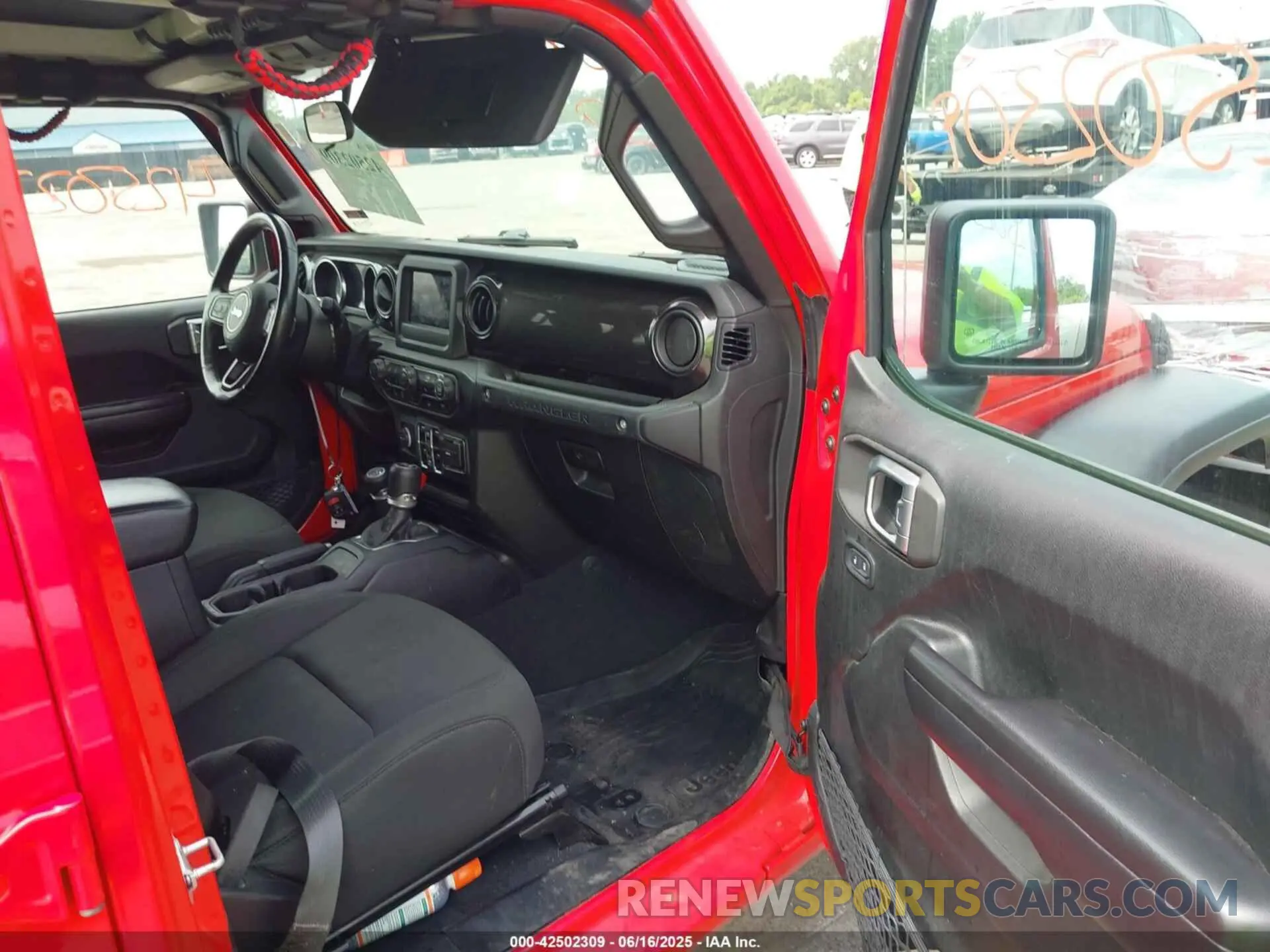 5 fotografías del automóvil dañado 1C4HJXDN8LW280024 JEEP WRANGLER UNLIMITED 2020