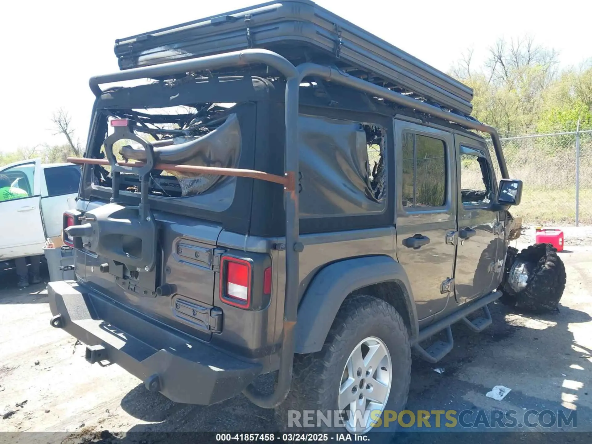 4 fotografías del automóvil dañado 1C4HJXDNXLW226806 JEEP WRANGLER UNLIMITED 2020
