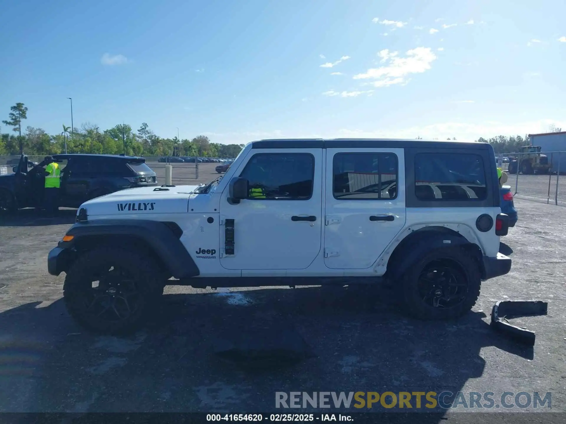 14 fotografías del automóvil dañado 1C4HJXDNXLW335024 JEEP WRANGLER UNLIMITED 2020