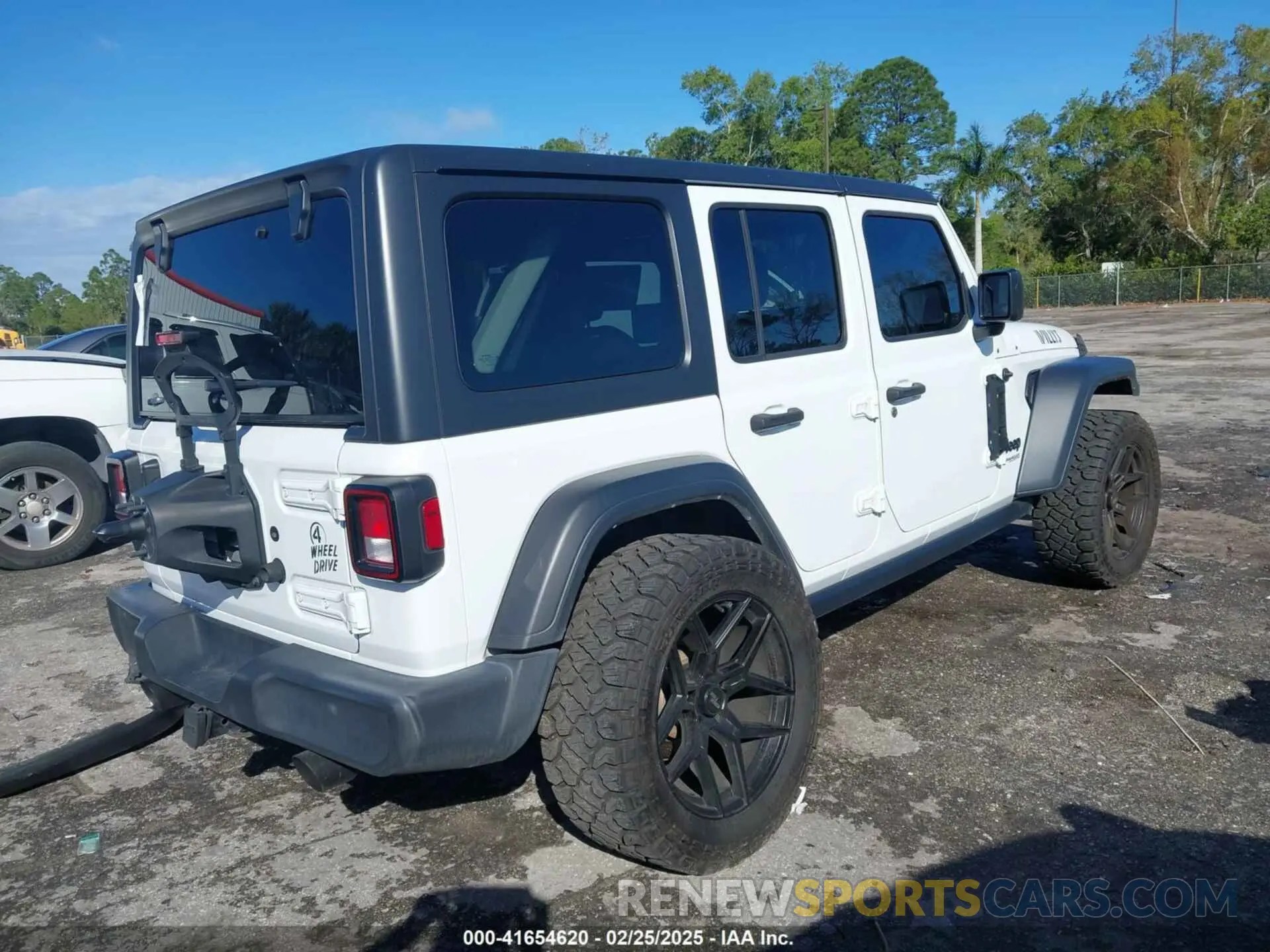 4 fotografías del automóvil dañado 1C4HJXDNXLW335024 JEEP WRANGLER UNLIMITED 2020
