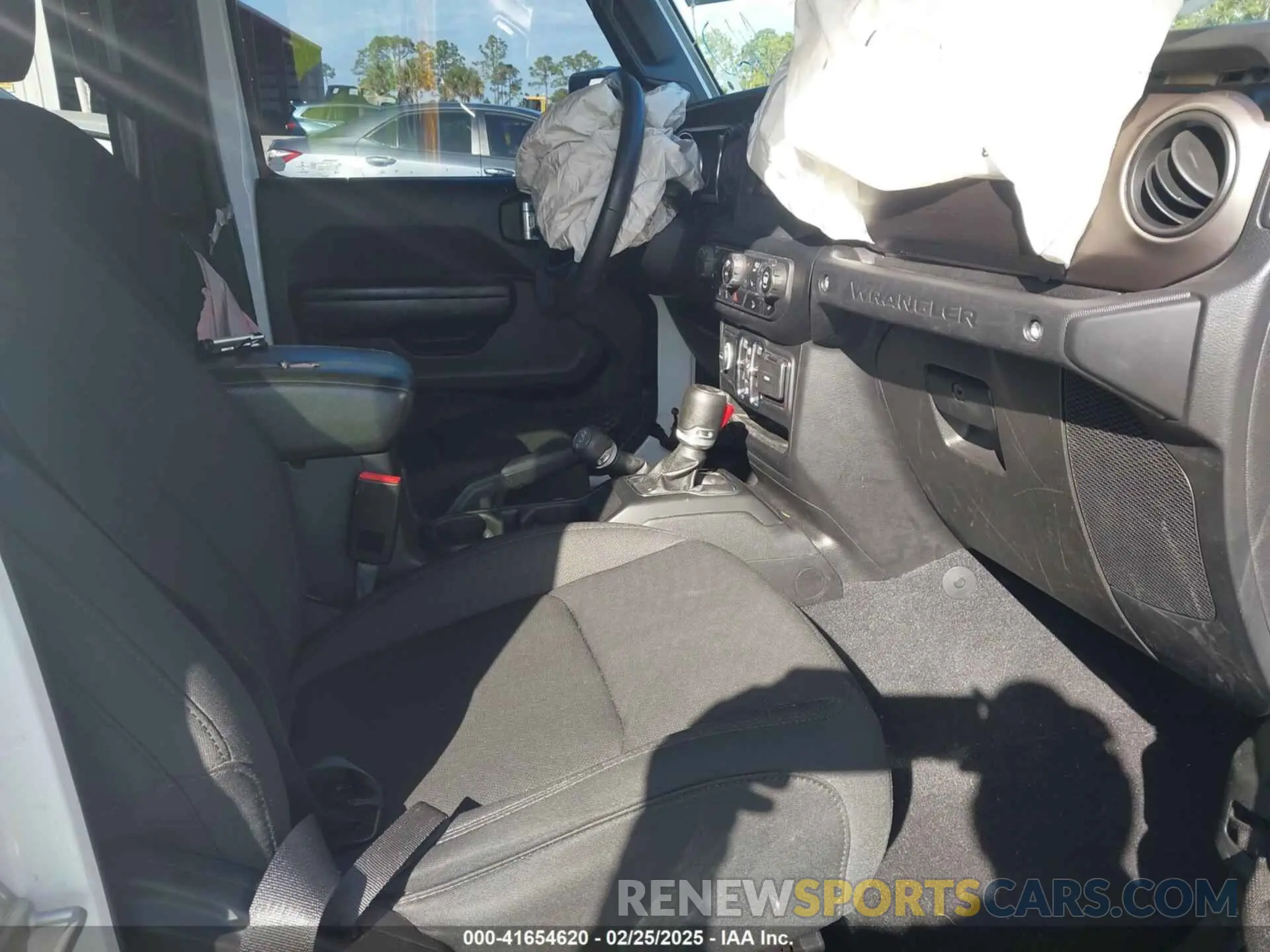 5 fotografías del automóvil dañado 1C4HJXDNXLW335024 JEEP WRANGLER UNLIMITED 2020