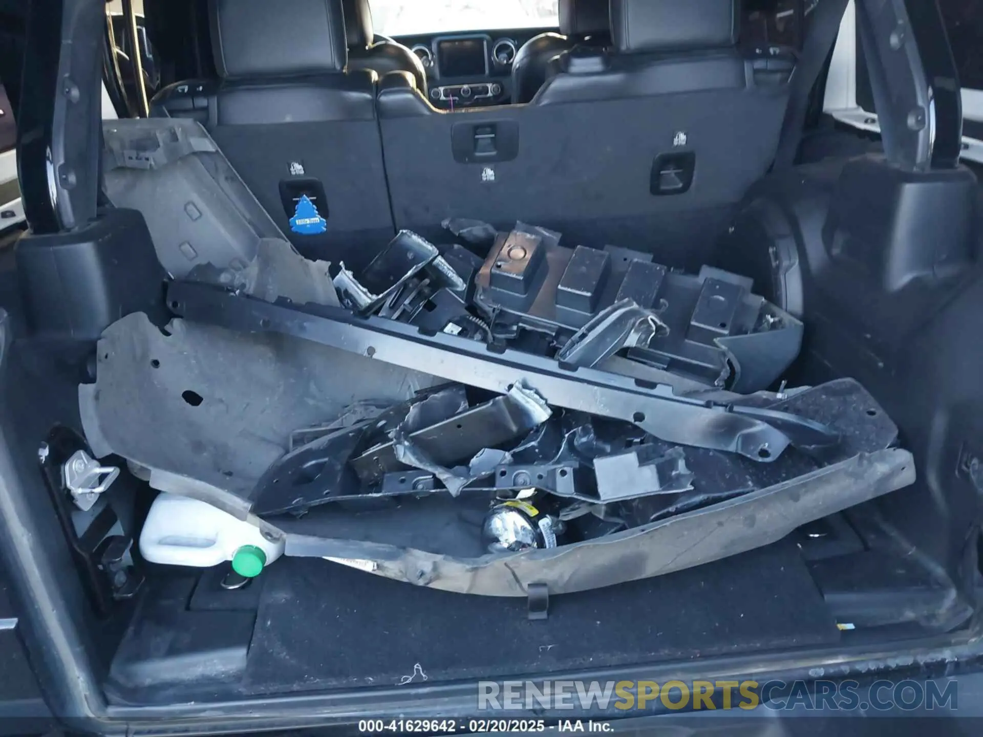 18 fotografías del automóvil dañado 1C4HJXEG3LW211192 JEEP WRANGLER UNLIMITED 2020