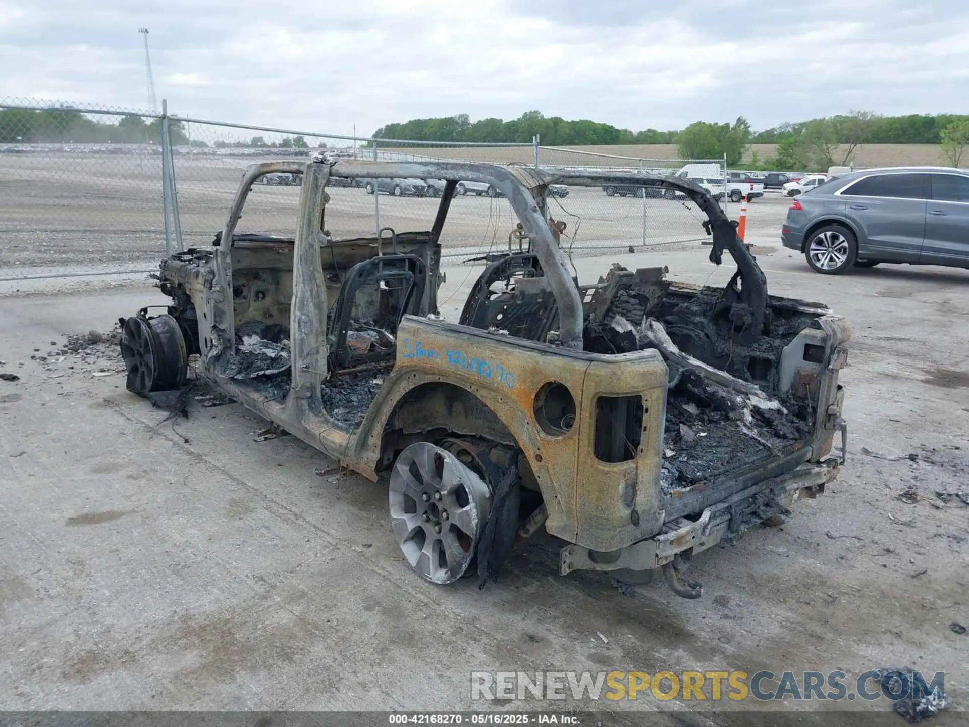 3 fotografías del automóvil dañado 1C4HJXEN9LW151451 JEEP WRANGLER UNLIMITED 2020
