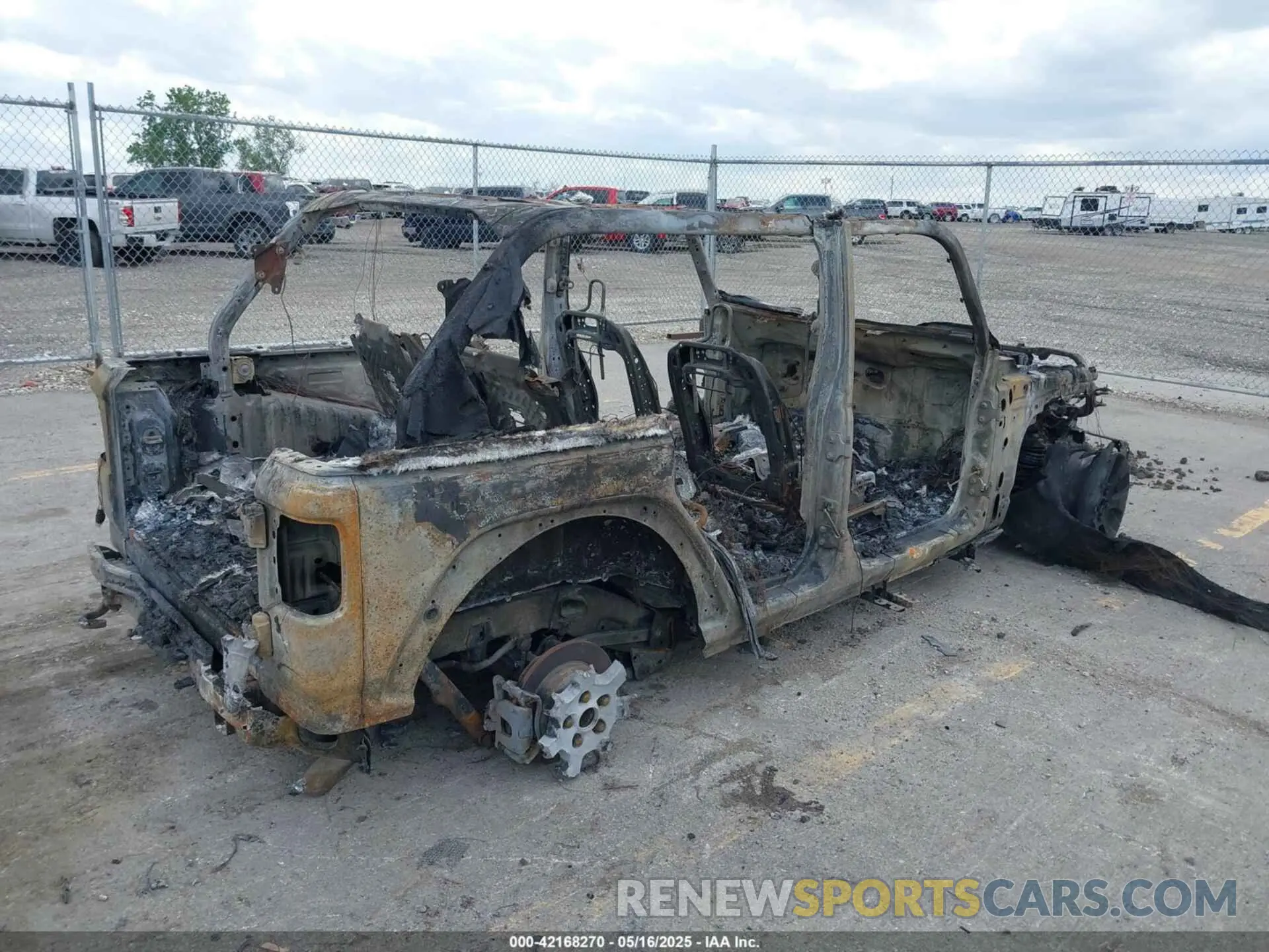 4 fotografías del automóvil dañado 1C4HJXEN9LW151451 JEEP WRANGLER UNLIMITED 2020