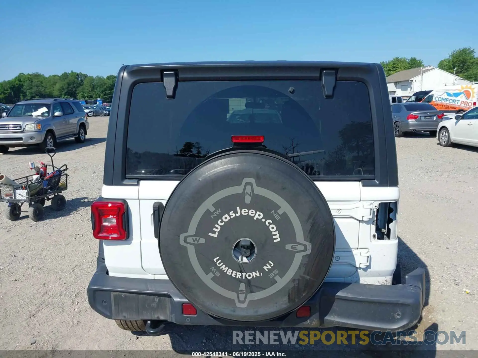16 fotografías del automóvil dañado 1C4HJXDG2MW540369 JEEP WRANGLER UNLIMITED 2021