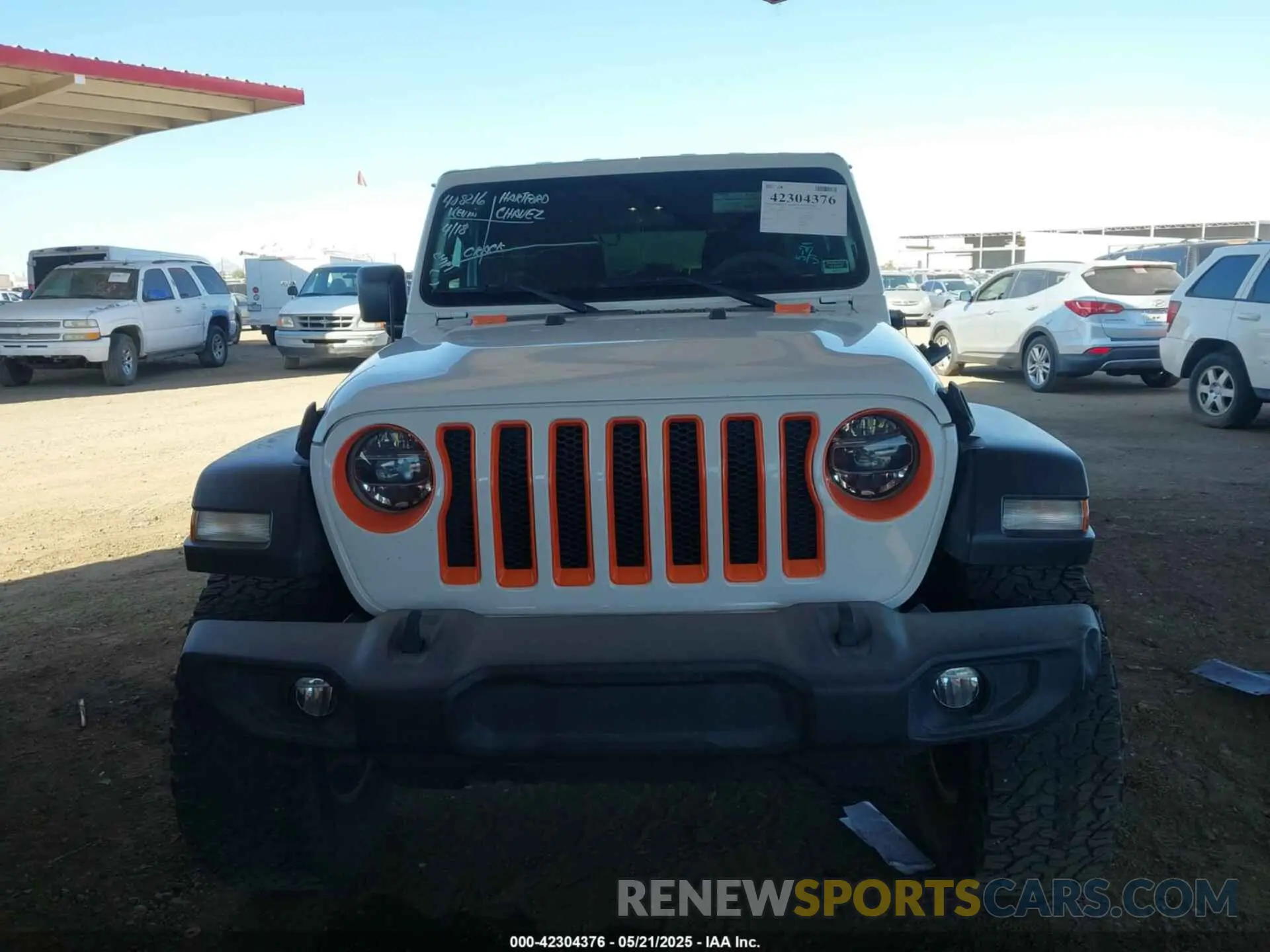 12 fotografías del automóvil dañado 1C4HJXDG2MW575235 JEEP WRANGLER UNLIMITED 2021