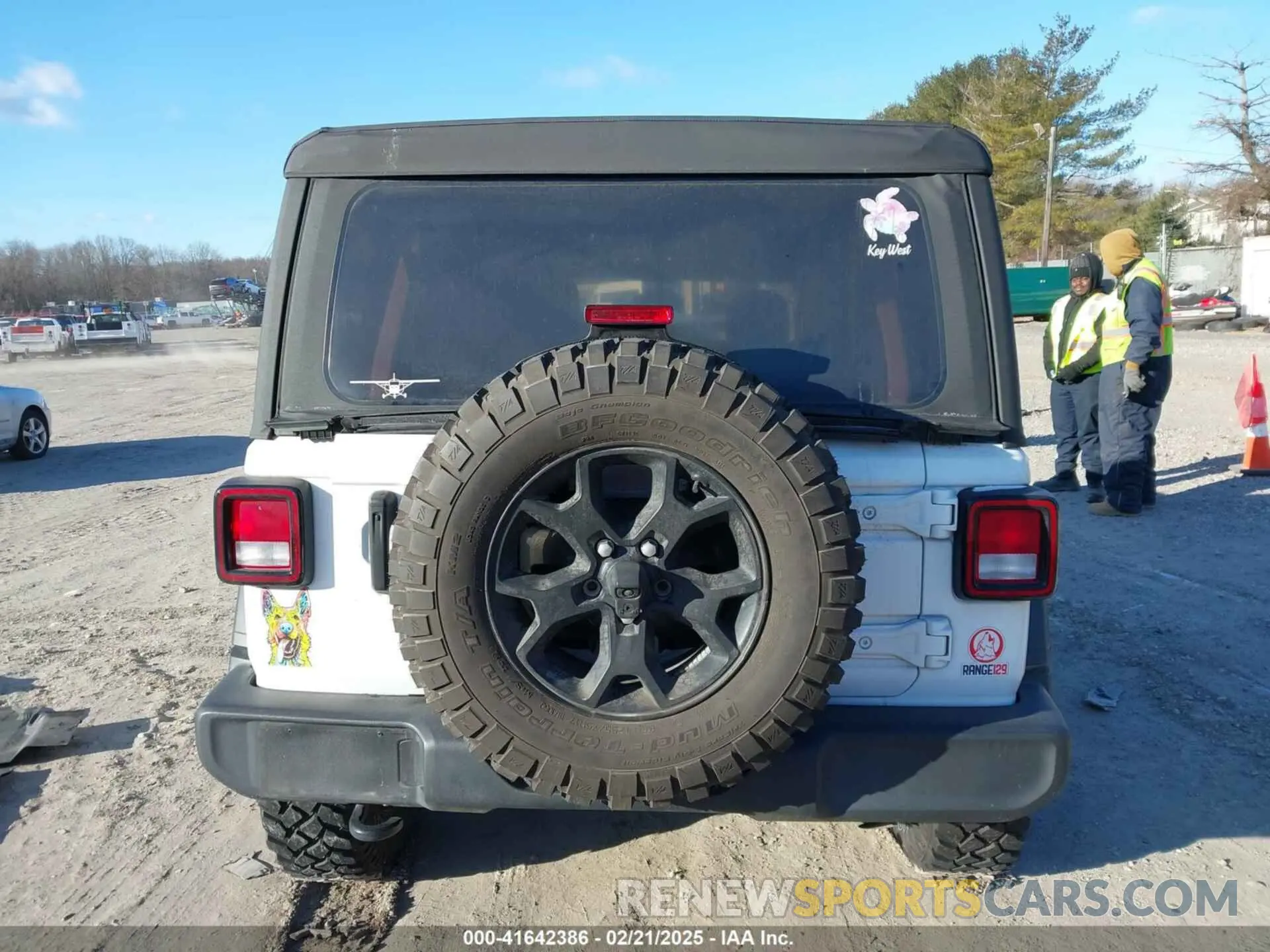 16 fotografías del automóvil dañado 1C4HJXDG5MW697149 JEEP WRANGLER UNLIMITED 2021