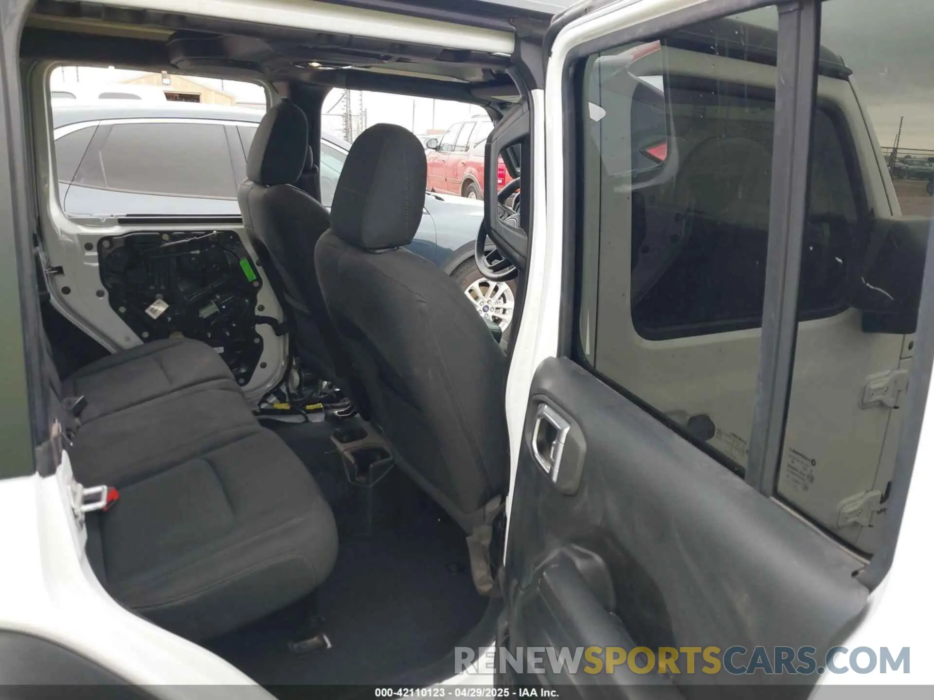 8 fotografías del automóvil dañado 1C4HJXDG8MW509322 JEEP WRANGLER UNLIMITED 2021