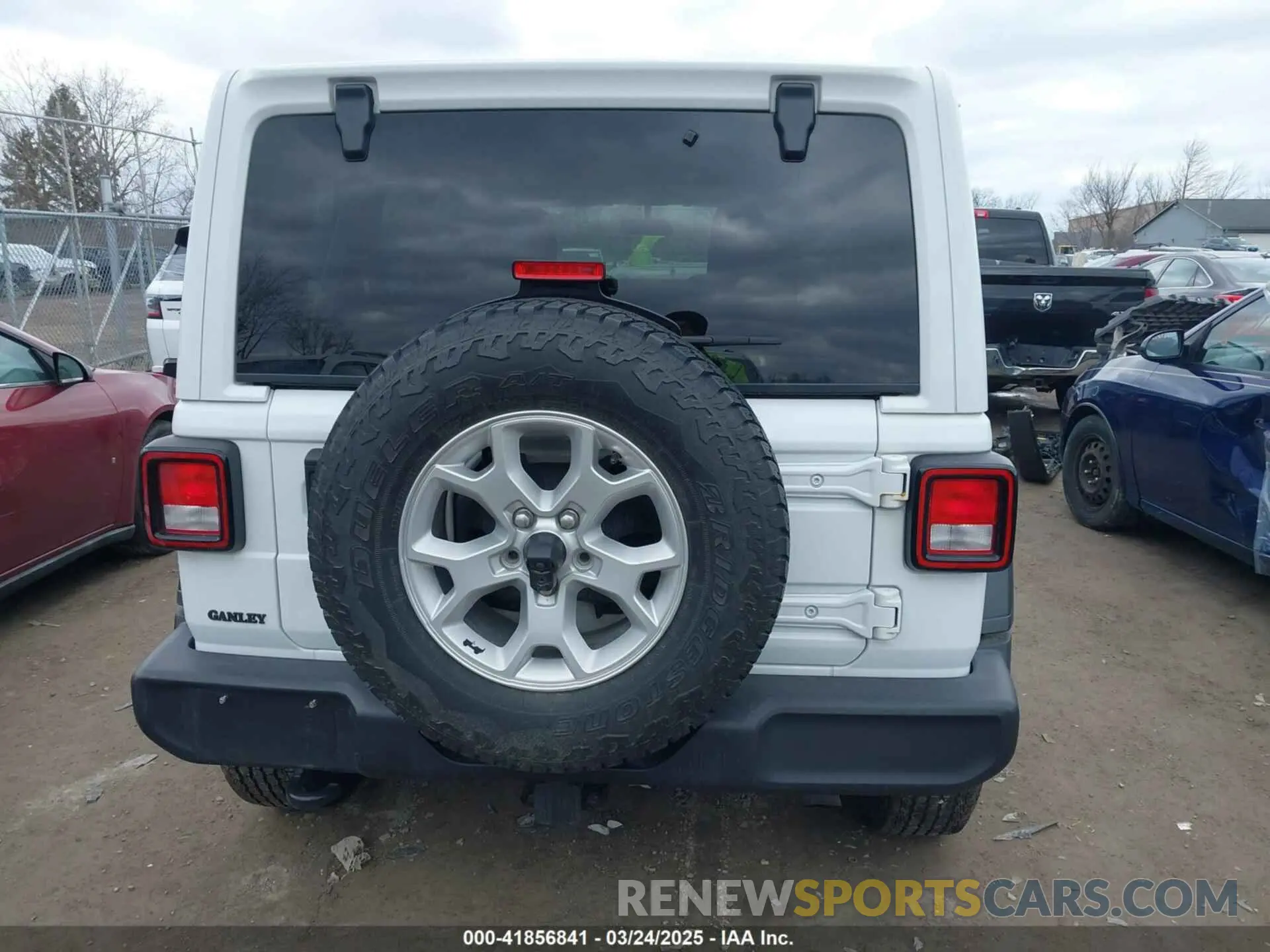17 fotografías del automóvil dañado 1C4HJXDG8MW596171 JEEP WRANGLER UNLIMITED 2021