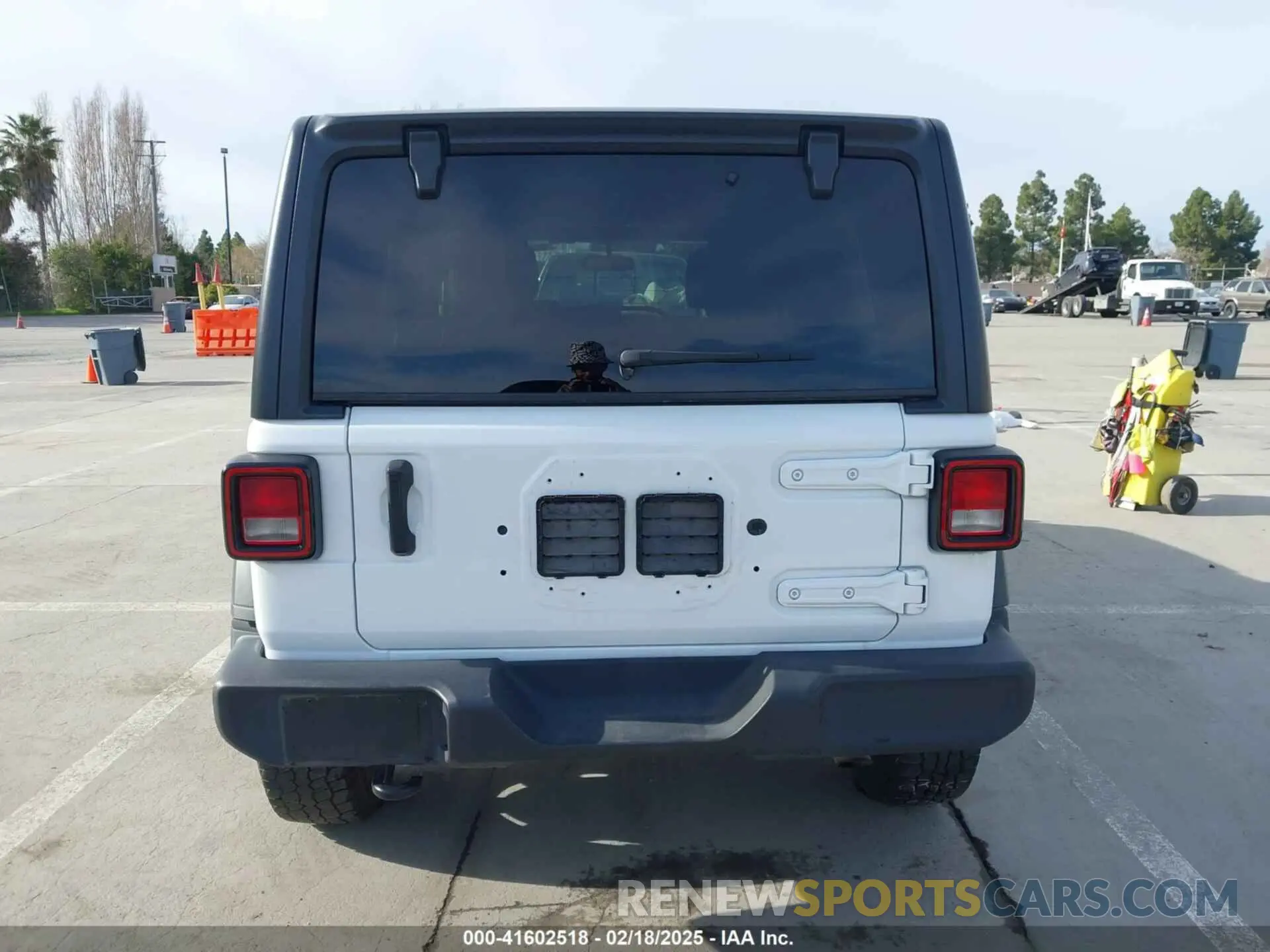 17 fotografías del automóvil dañado 1C4HJXDG9MW829362 JEEP WRANGLER UNLIMITED 2021
