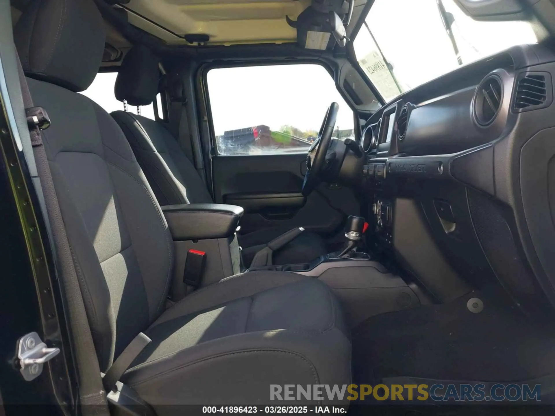 5 fotografías del automóvil dañado 1C4HJXDM0MW683276 JEEP WRANGLER UNLIMITED 2021