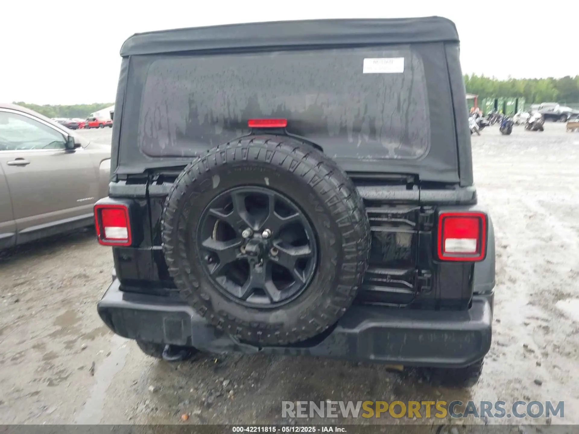 16 fotografías del automóvil dañado 1C4HJXDN0MW678801 JEEP WRANGLER UNLIMITED 2021