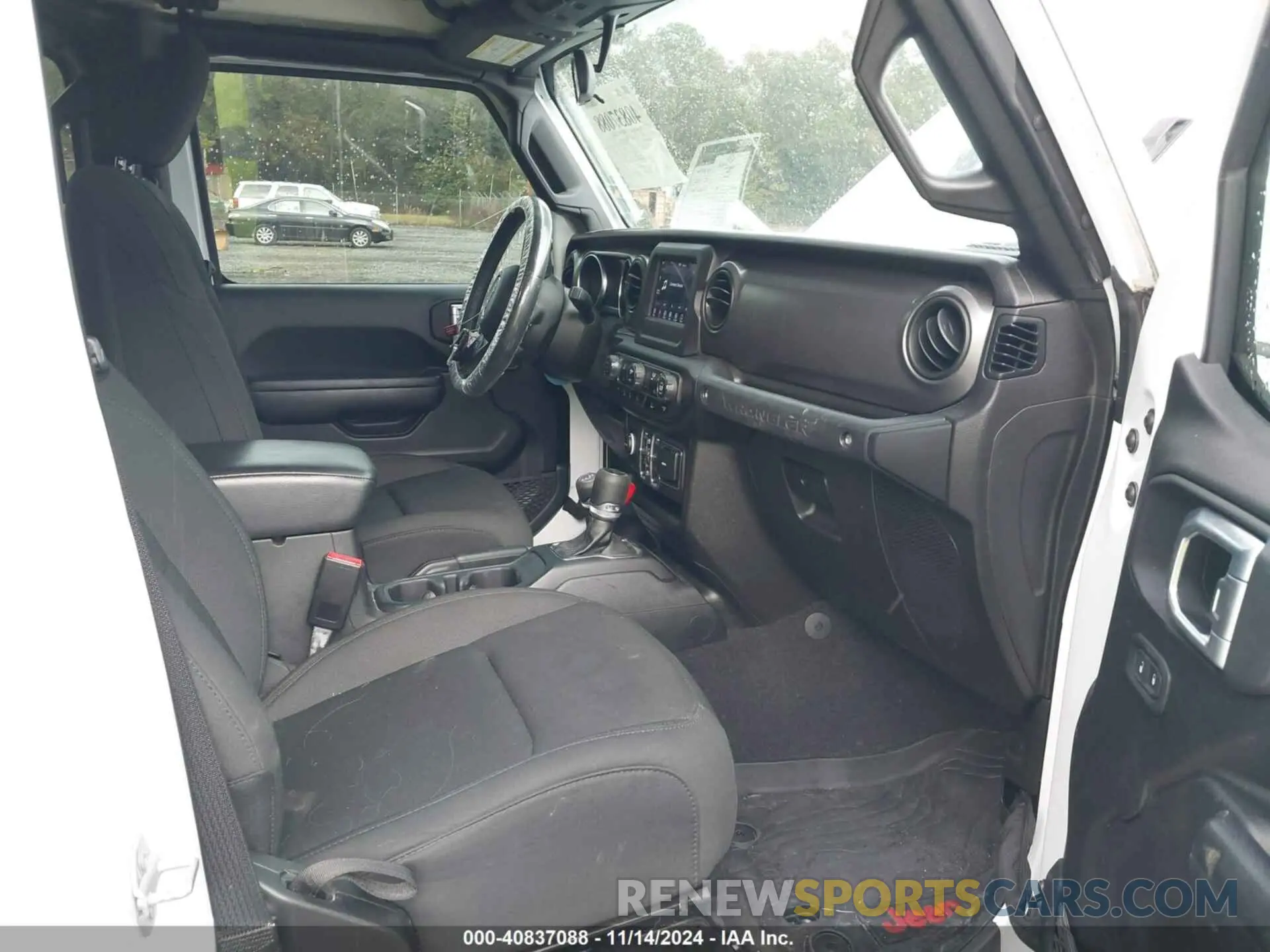 5 fotografías del automóvil dañado 1C4HJXDN0MW685716 JEEP WRANGLER UNLIMITED 2021