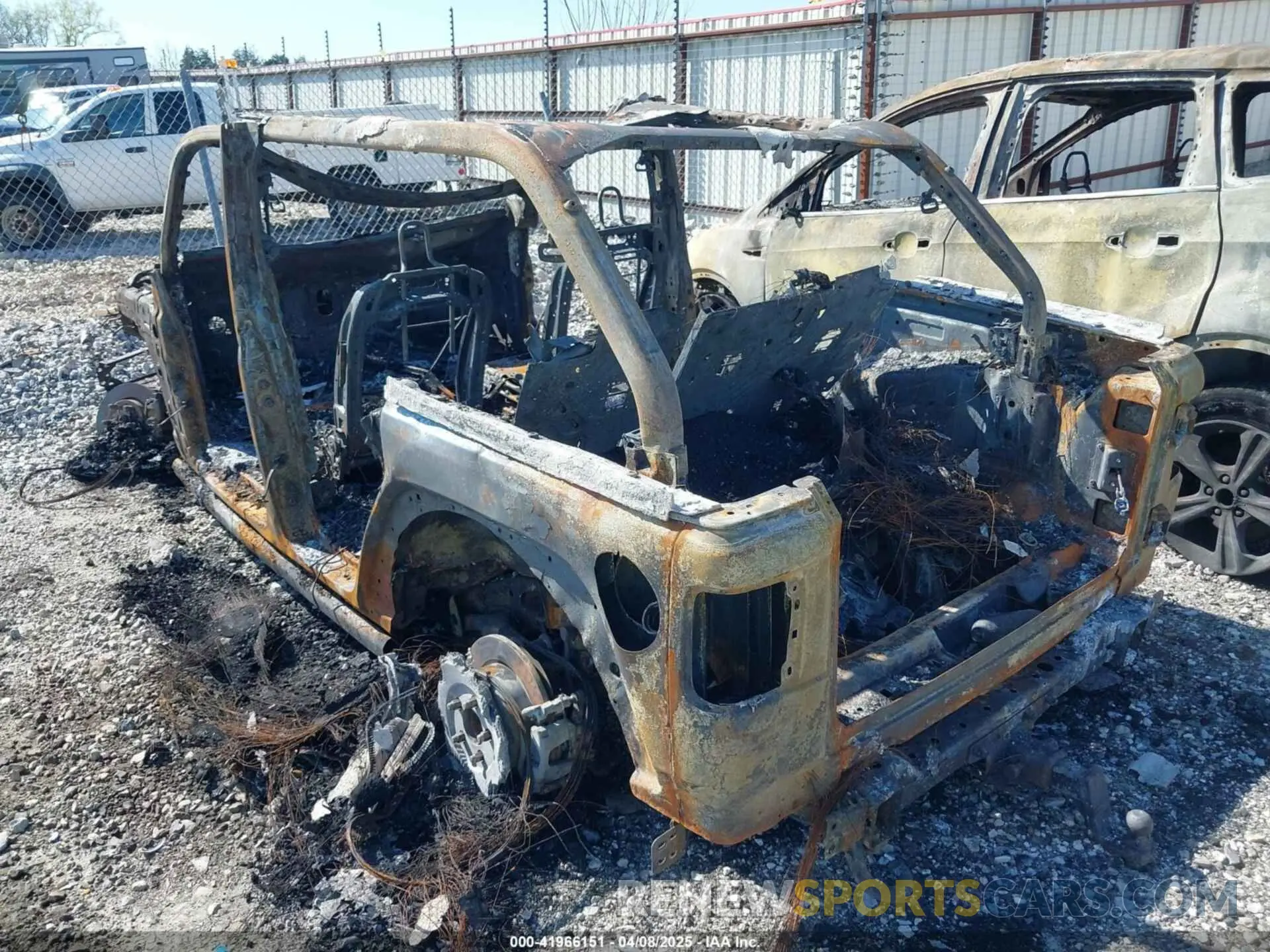 3 fotografías del automóvil dañado 1C4HJXDN1MW665779 JEEP WRANGLER UNLIMITED 2021