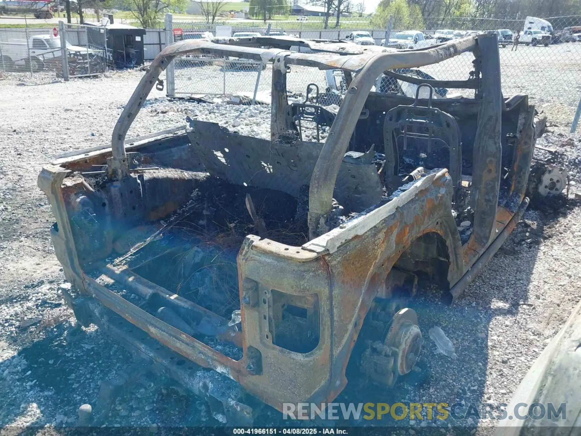 4 fotografías del automóvil dañado 1C4HJXDN1MW665779 JEEP WRANGLER UNLIMITED 2021