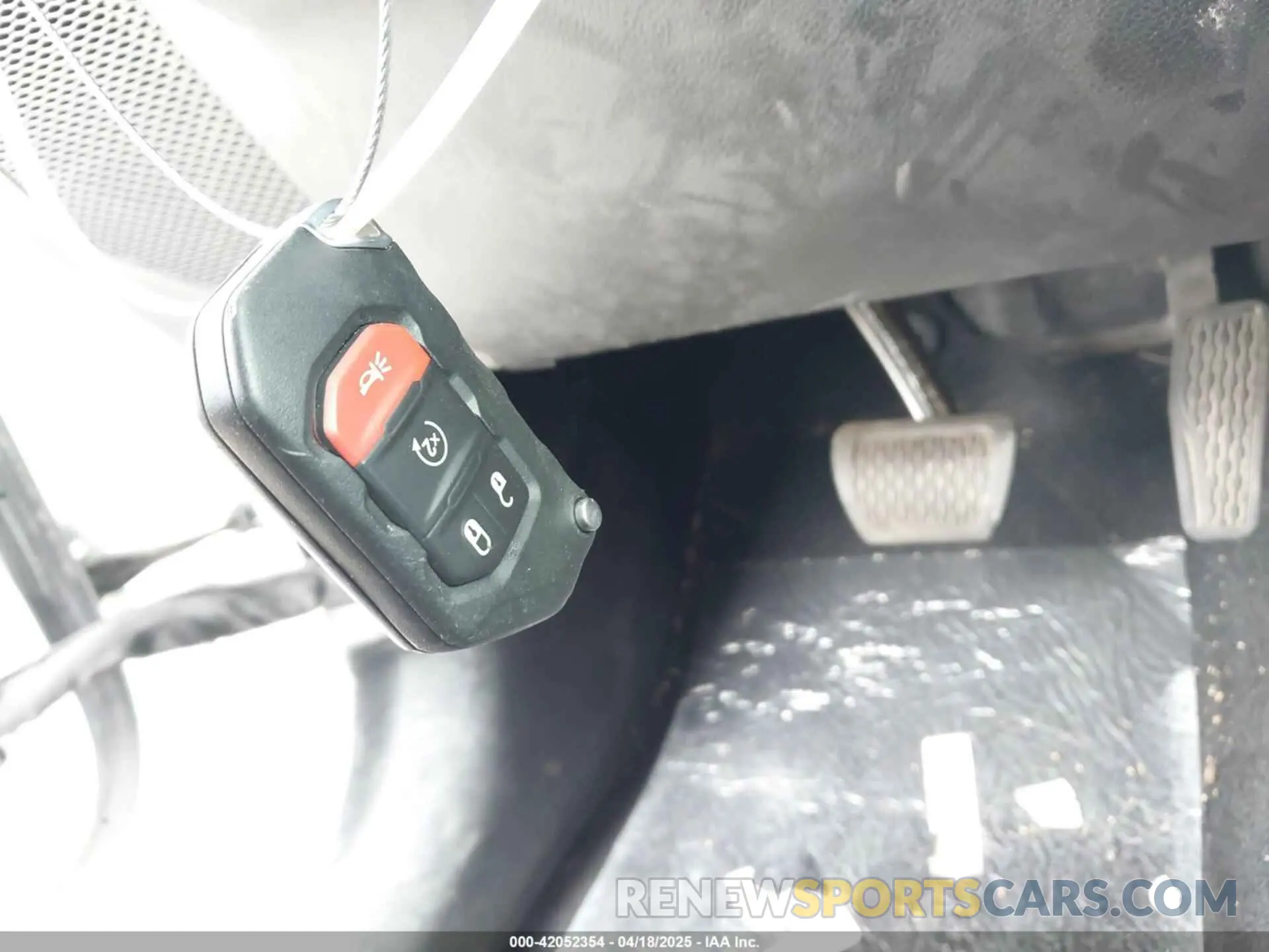 11 fotografías del automóvil dañado 1C4HJXDN3MW567210 JEEP WRANGLER UNLIMITED 2021