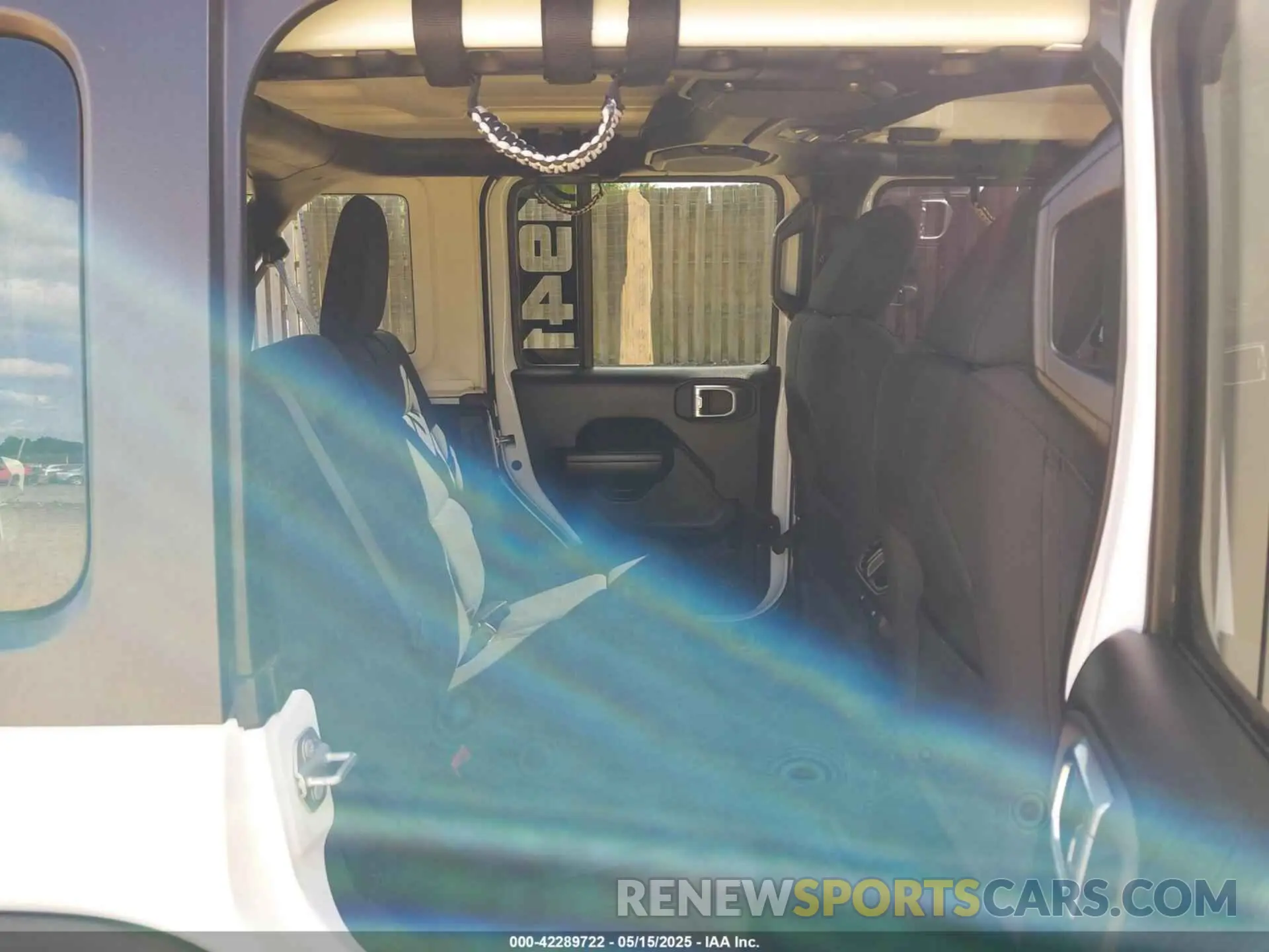 8 fotografías del automóvil dañado 1C4HJXDN6MW527896 JEEP WRANGLER UNLIMITED 2021